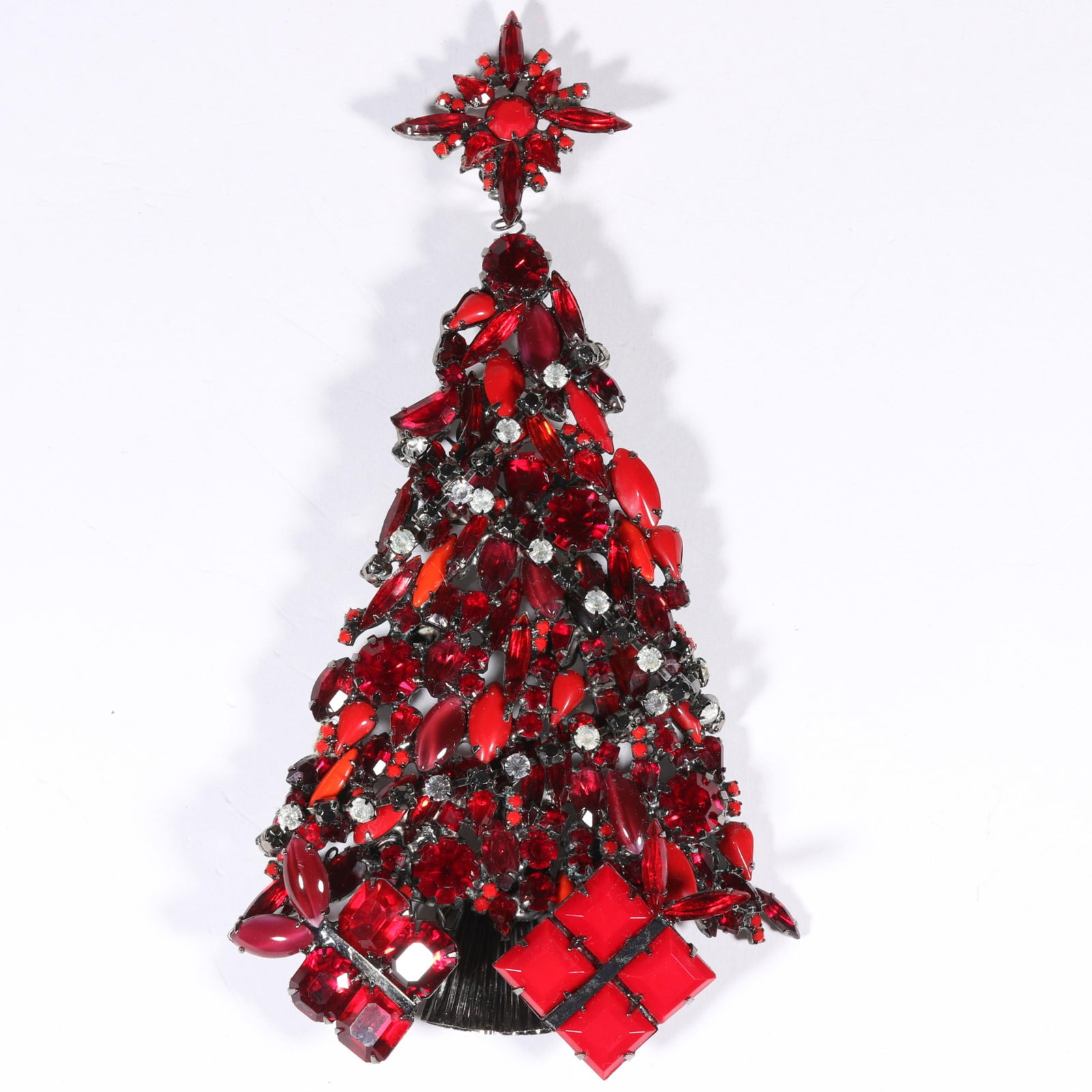 David Mandel The Show Must Go On! HUGE jeweled Christmas tree pin brooch with red rhinestone (1 of 7)