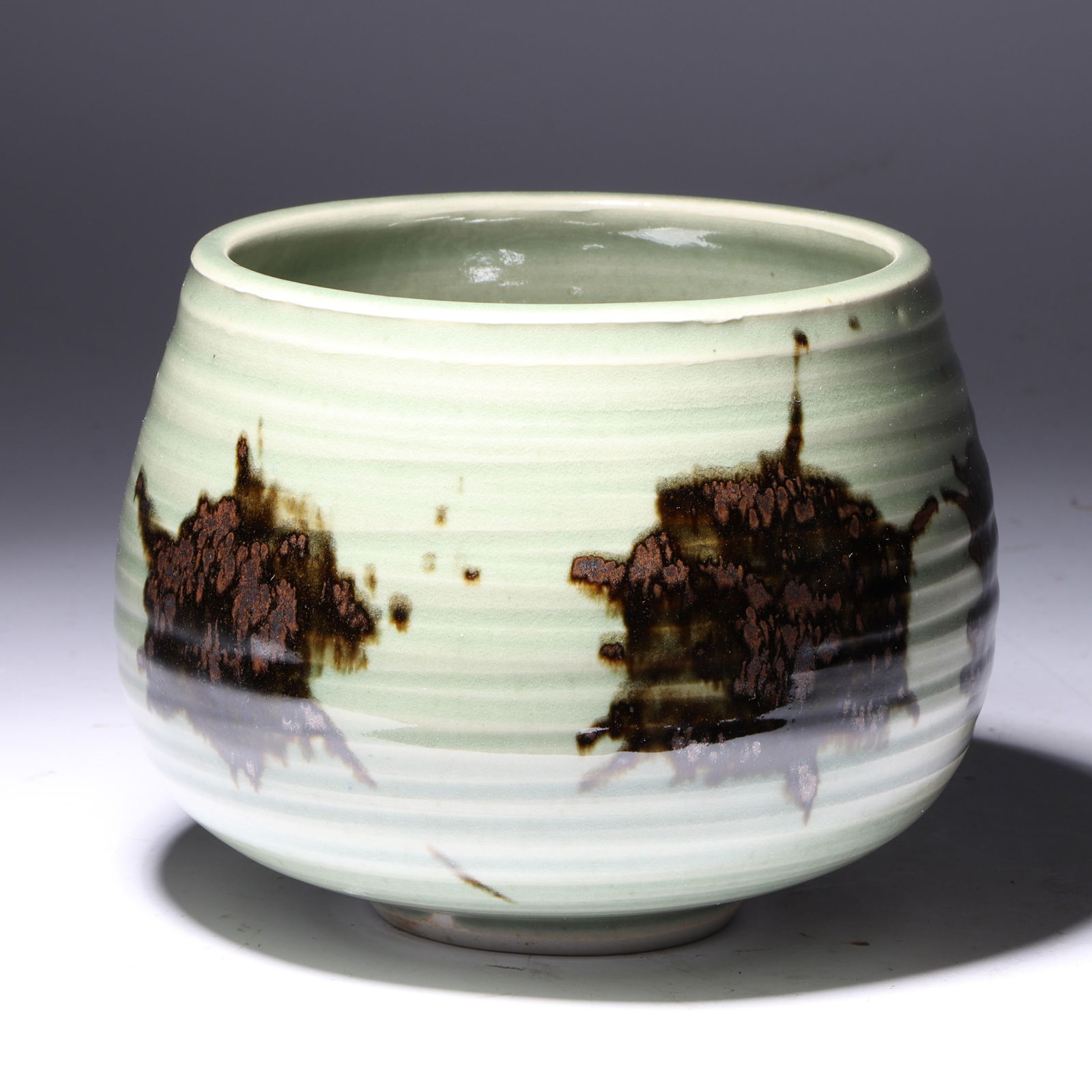 Vivika and Otto Heino (American, 20th century), glazed art pottery planter vessel, 1995 5"H x (1 of 7)