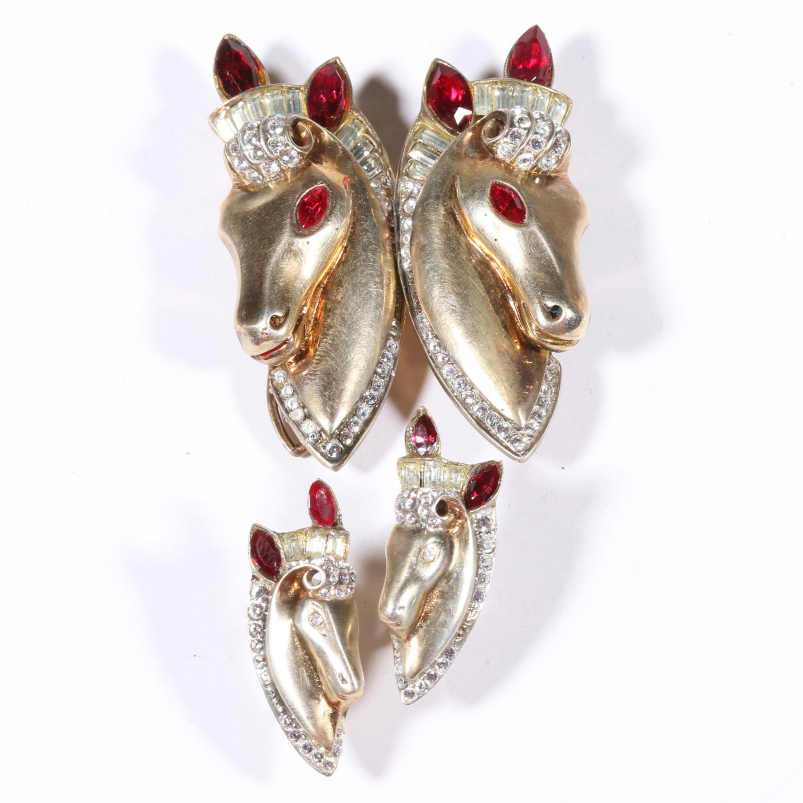 Coro Corocraft "Adolf Katz" sterling vermeil rhinestone horse heads Duette fur clips brooch with: Coro Corocraft "Adolf Katz" sterling vermeil rhinestone horse heads Duette fur clips brooch with matching earrings. From the private collection of Leigh Leshner, author of 9 Costume Jewelry research b