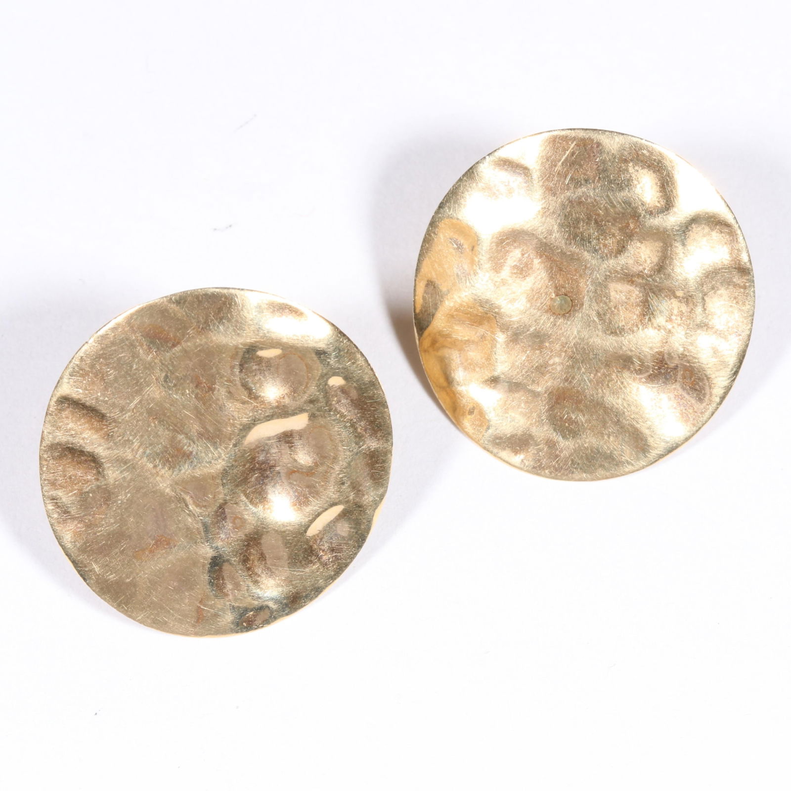 14K yellow gold hammered round stud earrings. 1"Diameter (1 of 6)