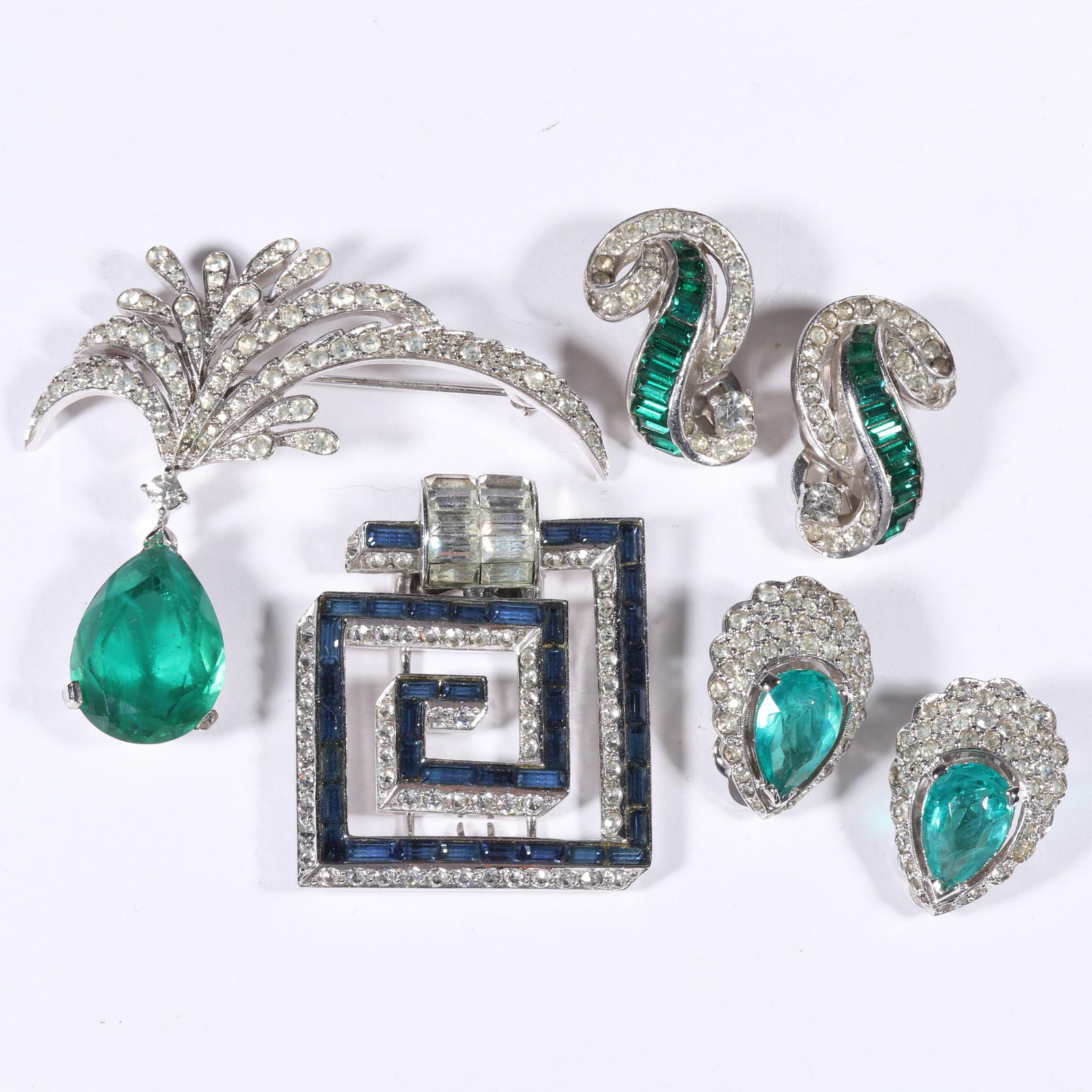 Vintage Art Deco / Retro rhinestone crystal jewelry group with MB Boucher geometric blue fur clip, (1 of 10)