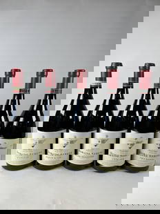 5 bottles - 1 bottle Evenstad Reserve Pinot Noir 2013 DOMAINE SERENE (OR), 1 bottle Fleur de Lis: 5 bottles - 1 bottle Evenstad Reserve Pinot Noir 2013 DOMAINE SERENE (OR), 1 bottle Fleur de Lis Vineyard Pinot Noir 2015 DOMAINE SERENE (OR), 1 bottle Mark Bradford Vineyard Pinot Noir 2016 DOMAINE S