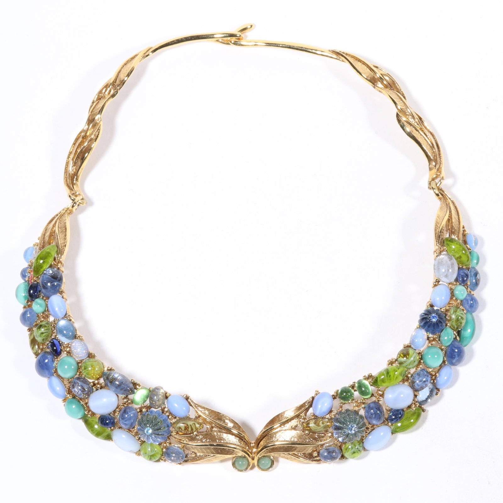 Vintage Oscar de la Renta art glass bib collar necklace with green and blue stones. 17"Circumference: Vintage Oscar de la Renta art glass bib collar necklace with green and blue stones. Provenance: From the collection of Cheryl Killmer. 17"Circumference x 1"W
