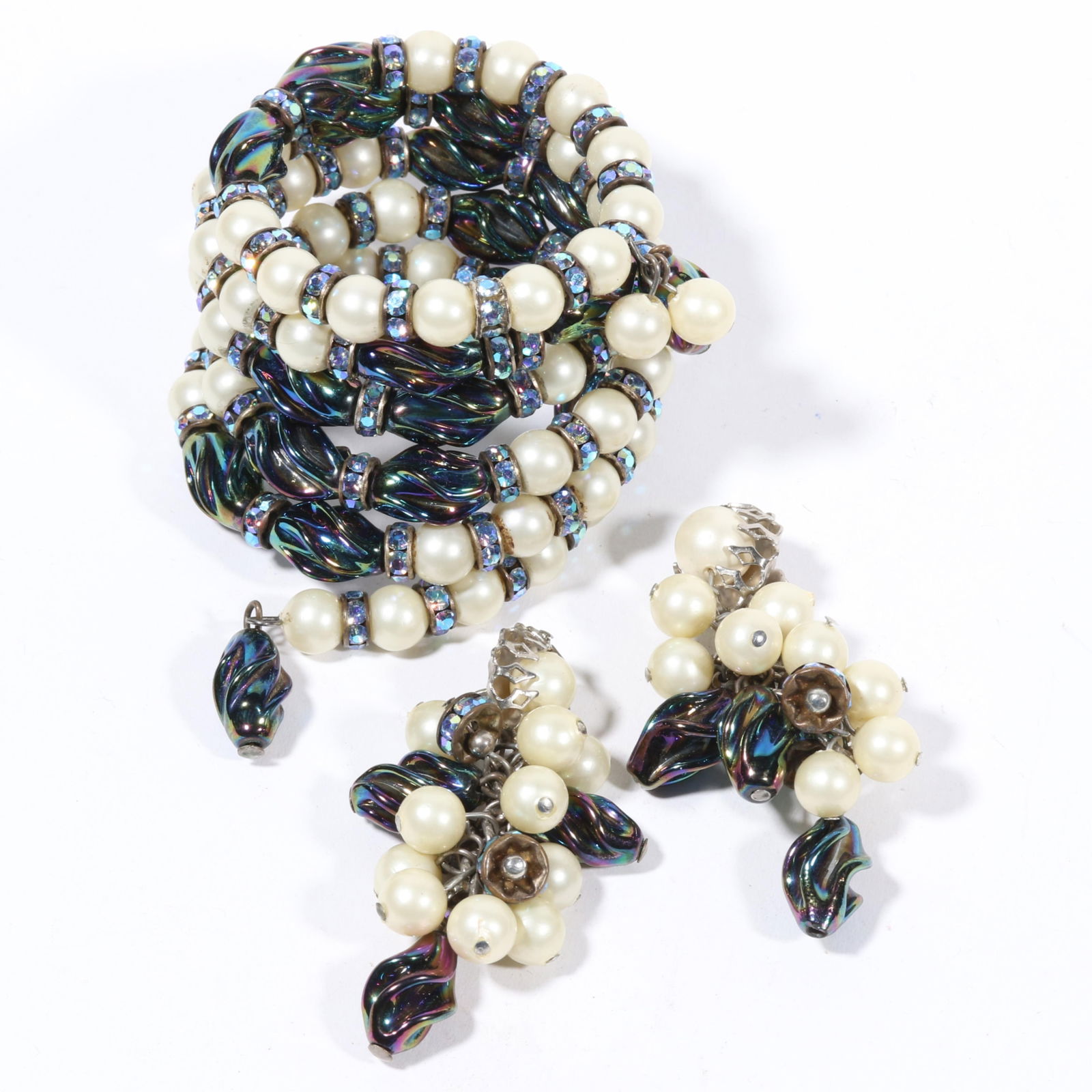 Unsigned Hobe faux pearl and rondelle memory wire adjustable bracelet with matching drop earrings. (1 of 9)