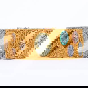 Antique 18K yellow gold Victorian panel bracelet with 19 intricate left and right facing cameos: Antique 18K yellow gold Victorian panel bracelet with 19 intricate left and right facing cameos carved from natural stone including tigers eye, onyx, coral, shell, and more. Slight pink residue under