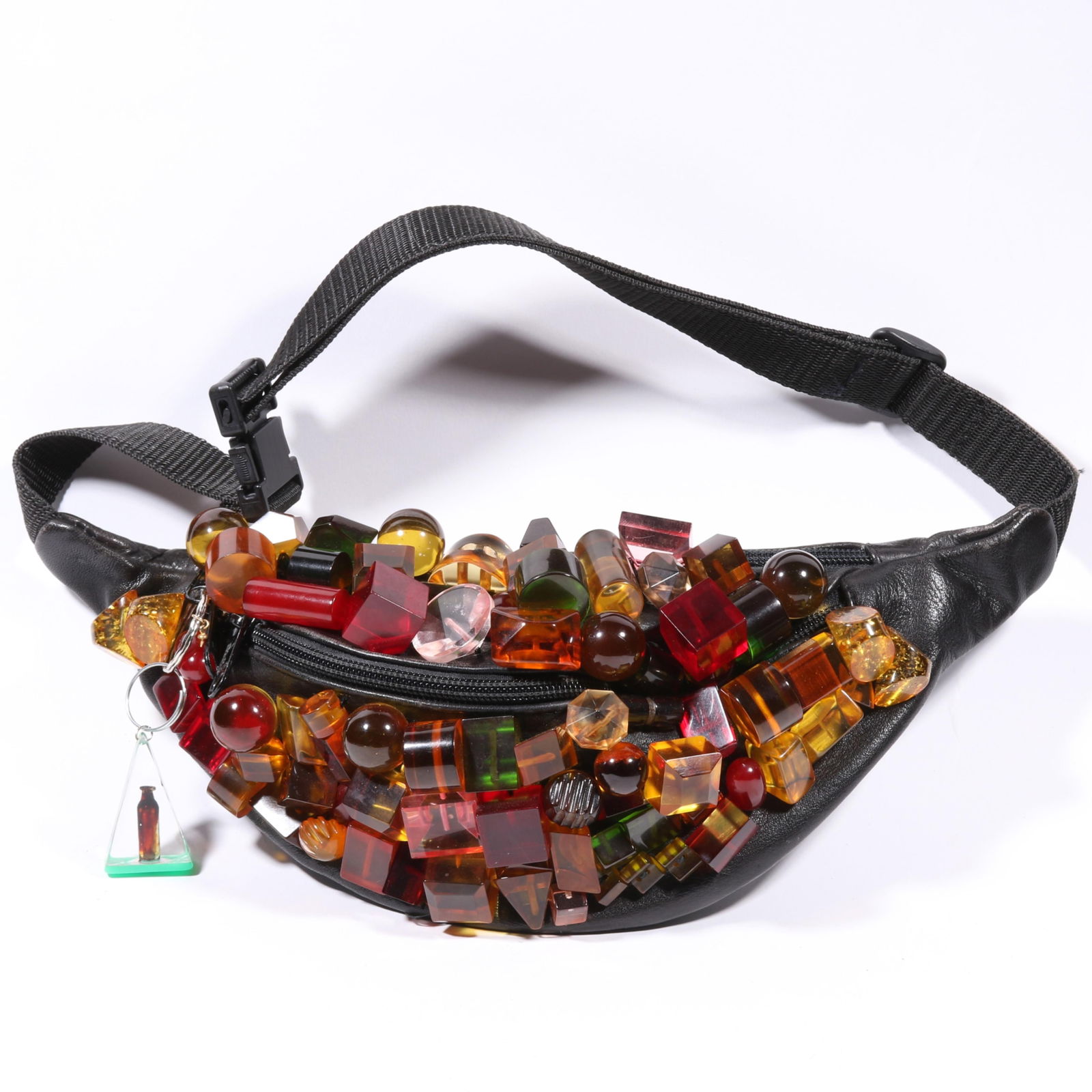 Simone Brenner Bakelite and early plastic artisan button fanny pack bag including toggle buttons,: Simone Brenner Bakelite and early plastic artisan button leather fanny pack bag including toggle buttons, glitter buttons, apple juice buttons, carved buttons, geometric buttons, and more. 70 buttons