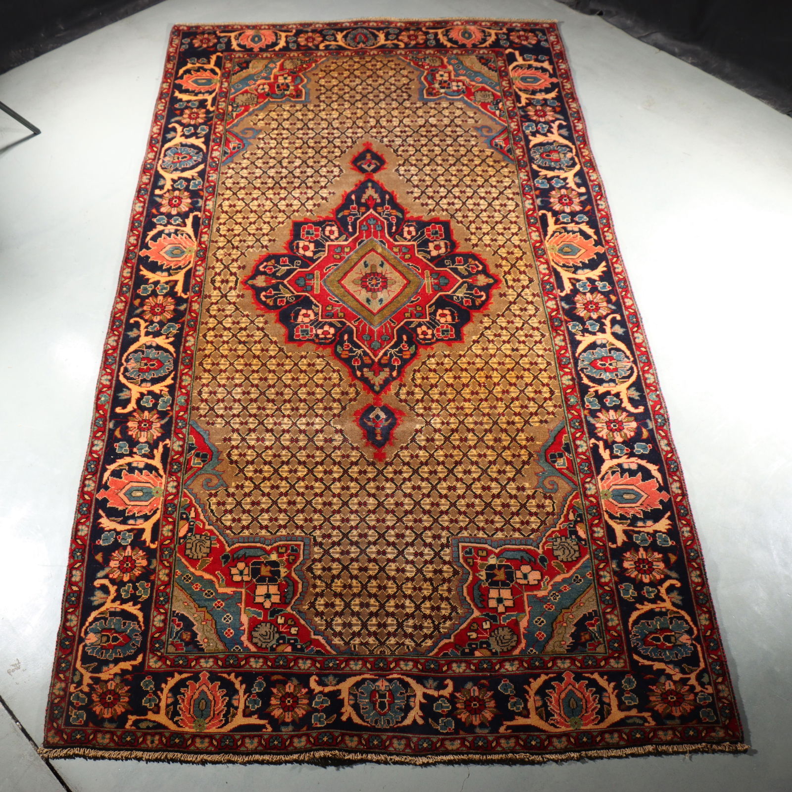 Hand Knotted wool area rug estate carpet, 5x9 114"H x 60"W (1 of 9)