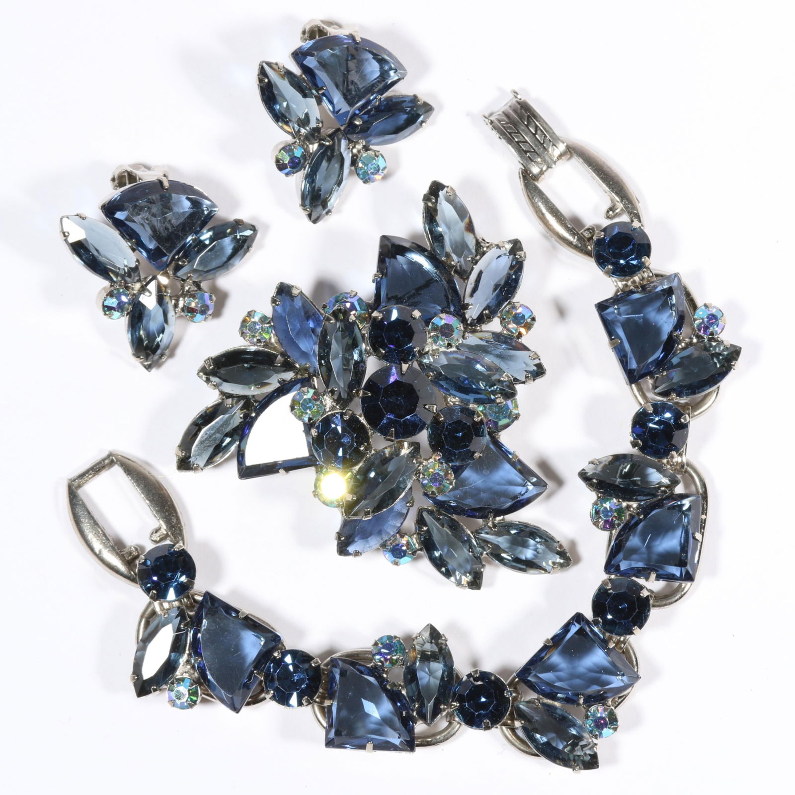 DeLizza & Elster Juliana unfoiled deep blue pie cut rhinestone crystal parure: bracelet, brooch, and (1 of 9)
