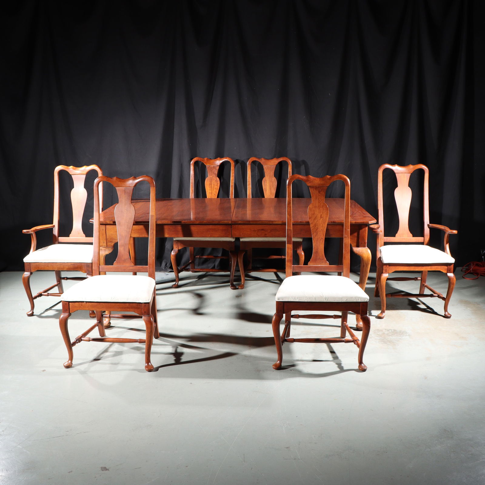 Bob Timberlake by Lexington Queen Anne style cherry wood dining room table with leaves and 6 chairs (1 of 18)