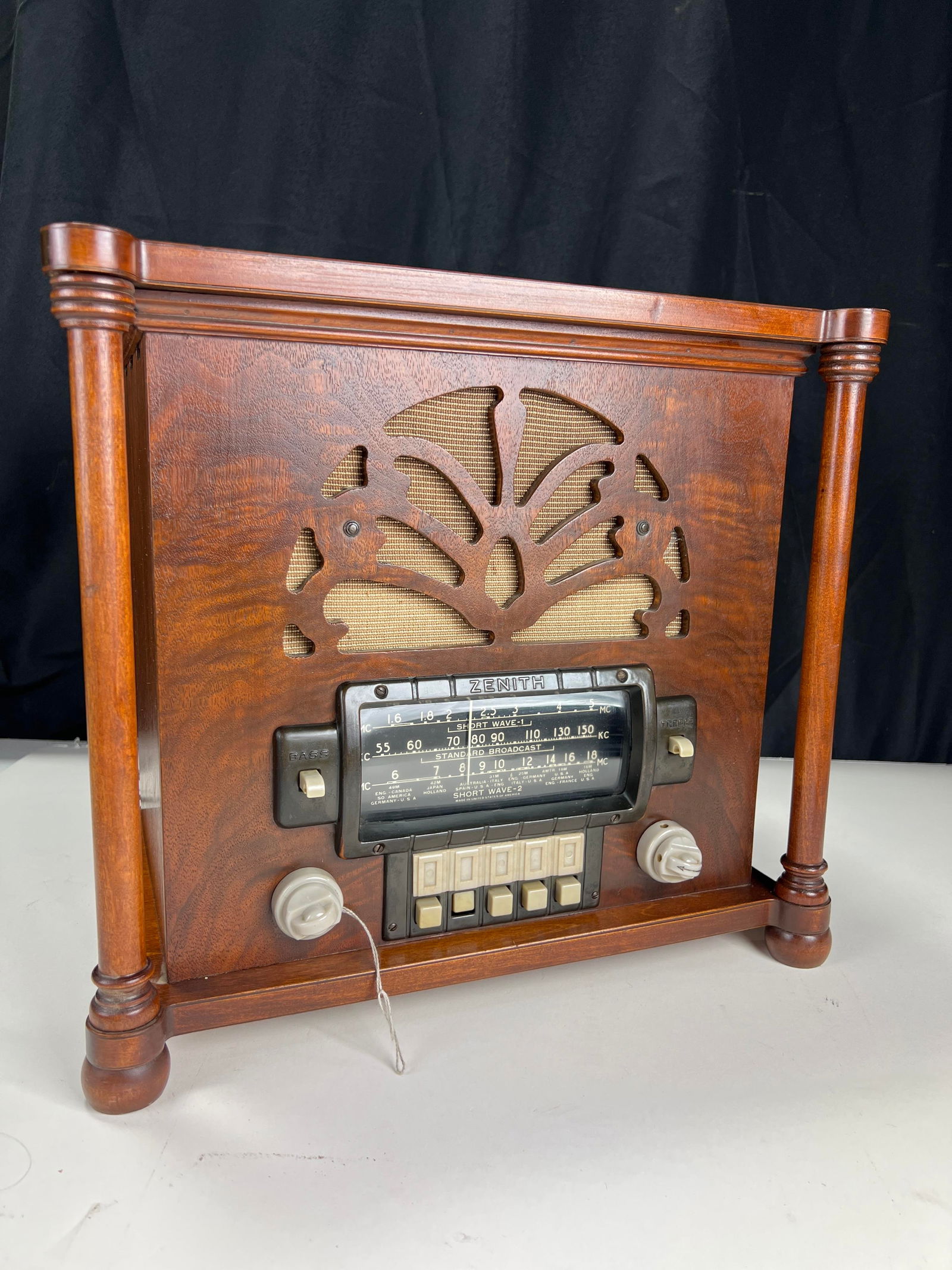 Zenith S-434 tabletop wooden radio, 1940, all tube, wavemagnet, untested (1 of 7)