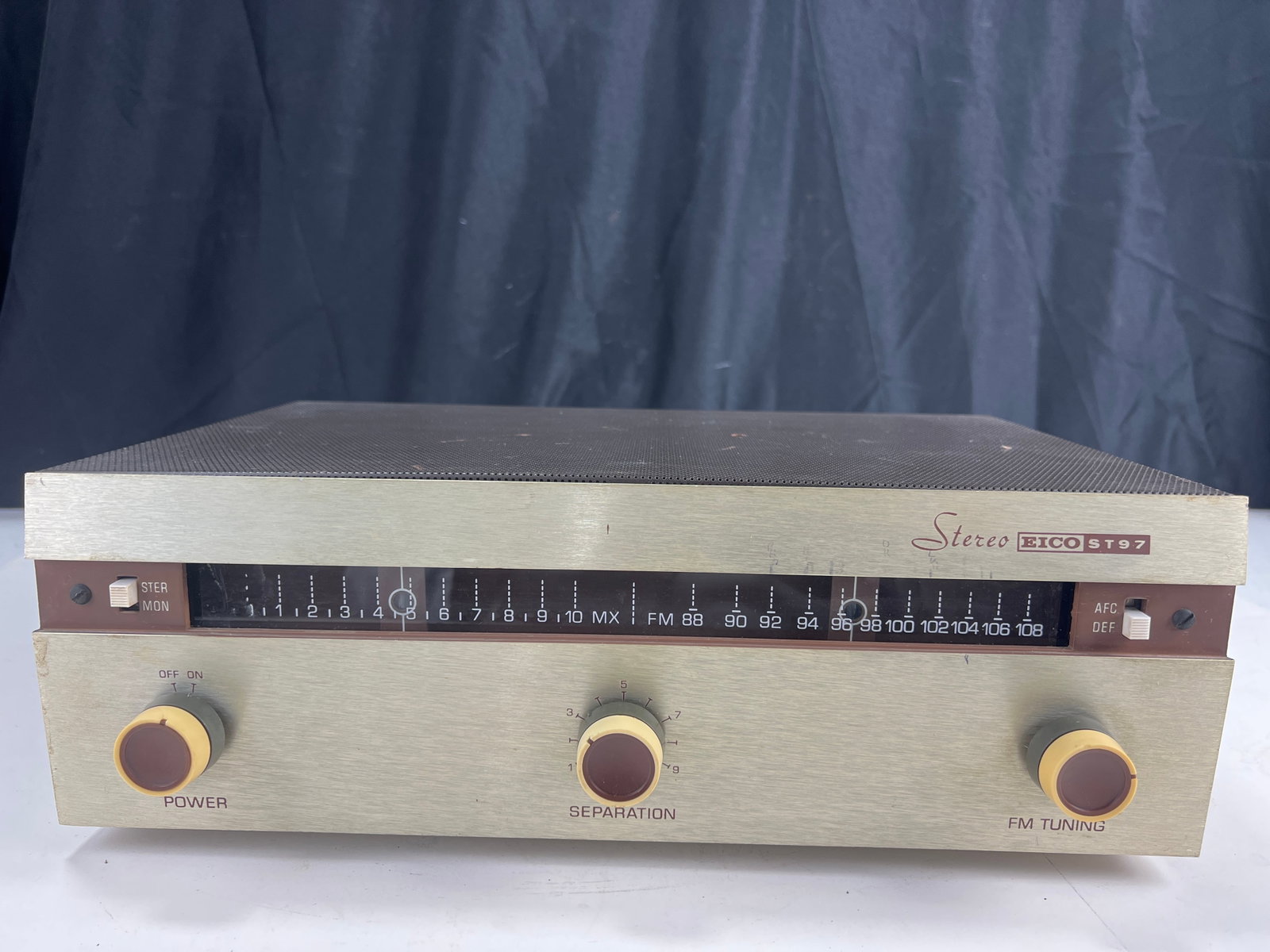 Eico ST97 stereo FM stylish tube tuner, not tested: Eico ST97 stereo FM stylish tube tuner, not tested,