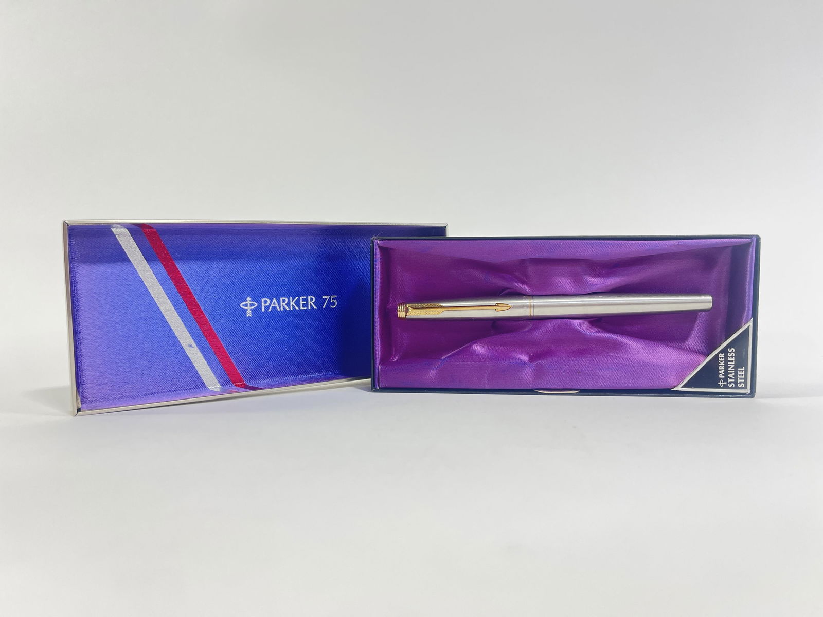 Parker 75 Stainless Steel Felt Tip Pen (1 of 7)
