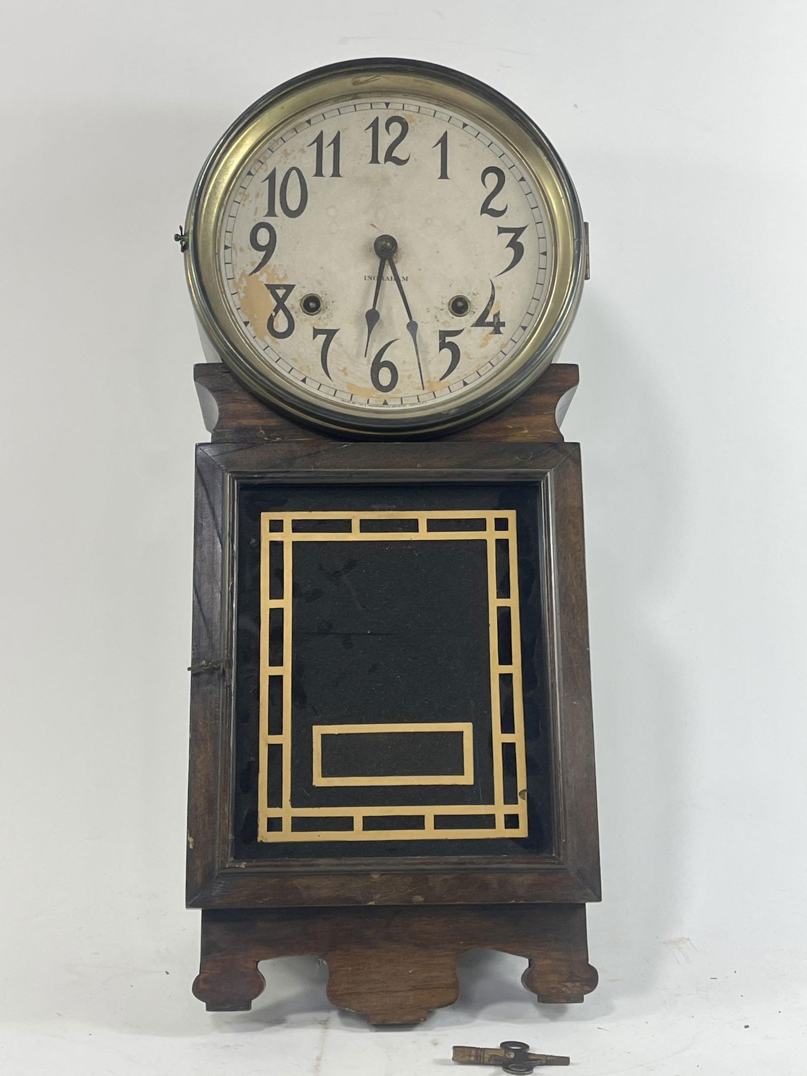 Wall Clock Made by Ingraham, Gold and Black Design (1 of 5)