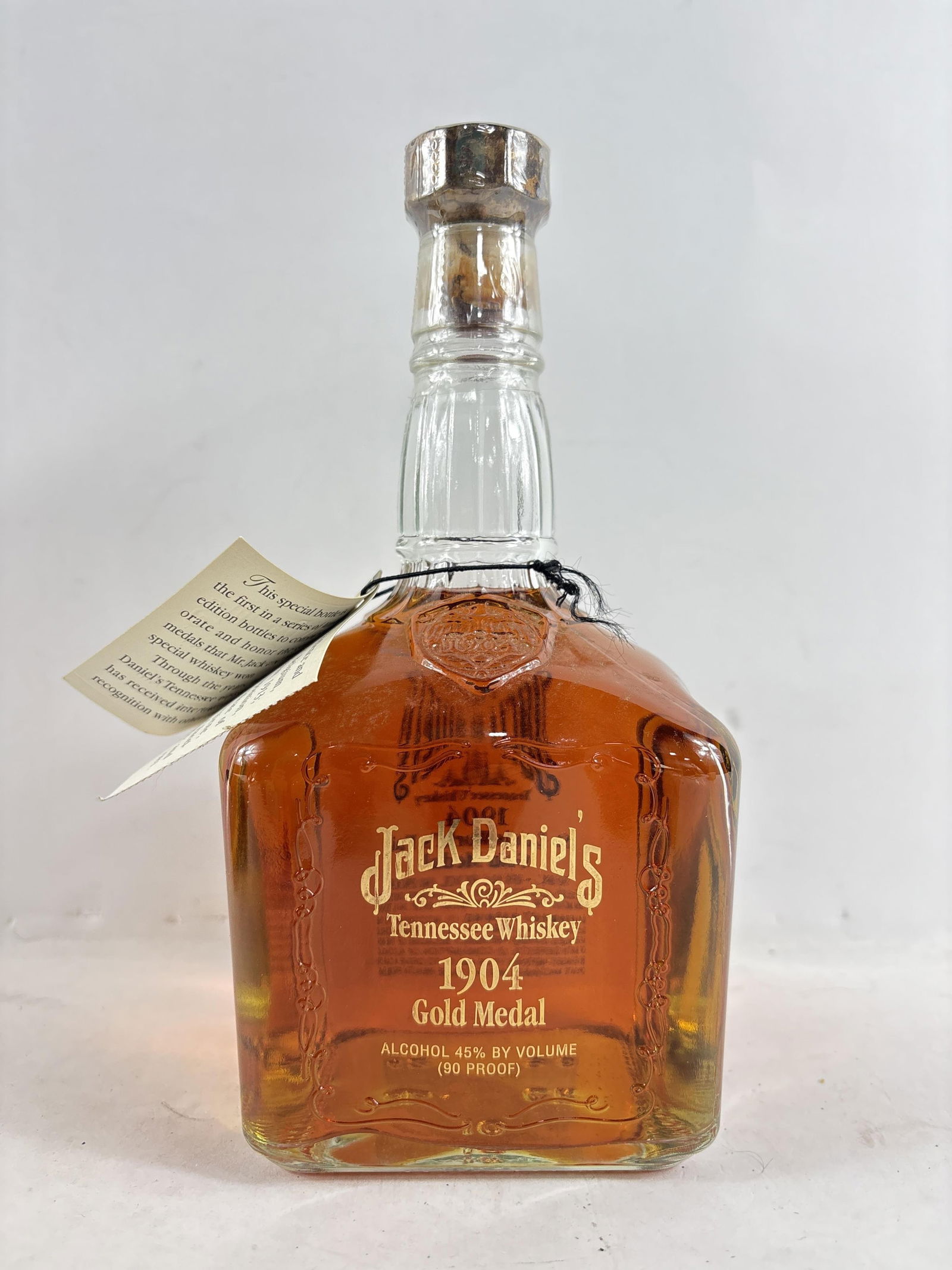 1904 Jack Daniels Gold Medal Series No1 Tennessee Whiskey 750ml: 1904 Jack Daniels Gold Medal Series No1 Tennessee Whiskey 750ml No box sealed bottle ALL ALCOHOL PURCHASES MUST BE PICKED UP LOCALLY. SHIPPING IS NOT AVAILABLE FOR ANY WINE & SPIRITS LOTS.