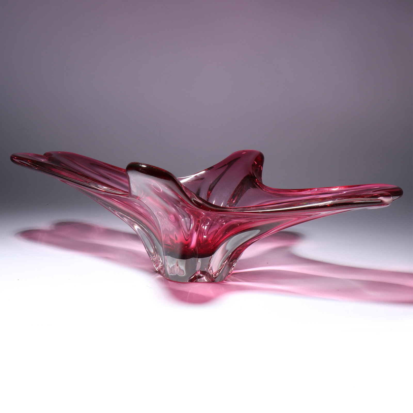 Murano art glass bowl, possibly Fratelli Toso, 1950 6 3/4"H x 21 1/2"W: Murano art glass bowl, possibly Fratelli Toso, 1950 Murano sticker under base Provenance: Richard Birt 6 3/4"H x 21 1/2"W