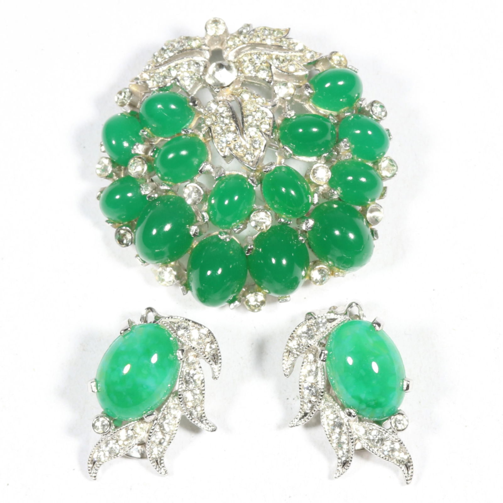 Marcel Boucher Art Deco / Retro green jelly cabochon and pave rhinestone brooch with unsigned (1 of 14)