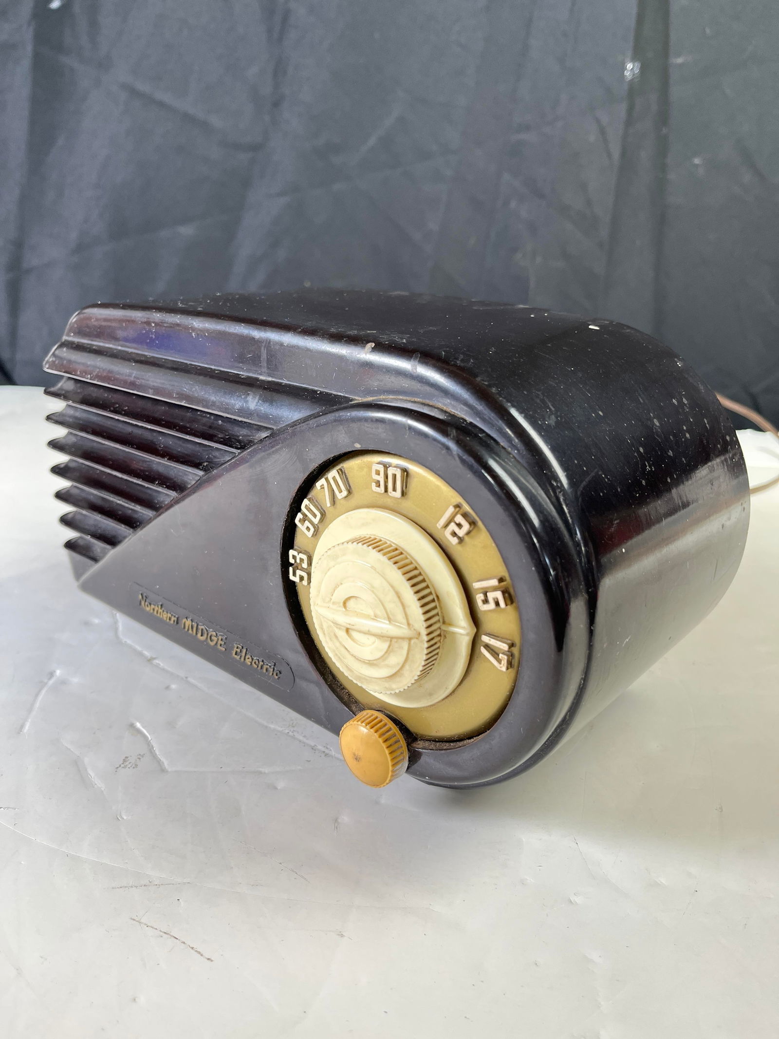 vintage Northern Electric 5508 Midge "bullet" style Bakelite tube radio, 1950s, untested (1 of 5)