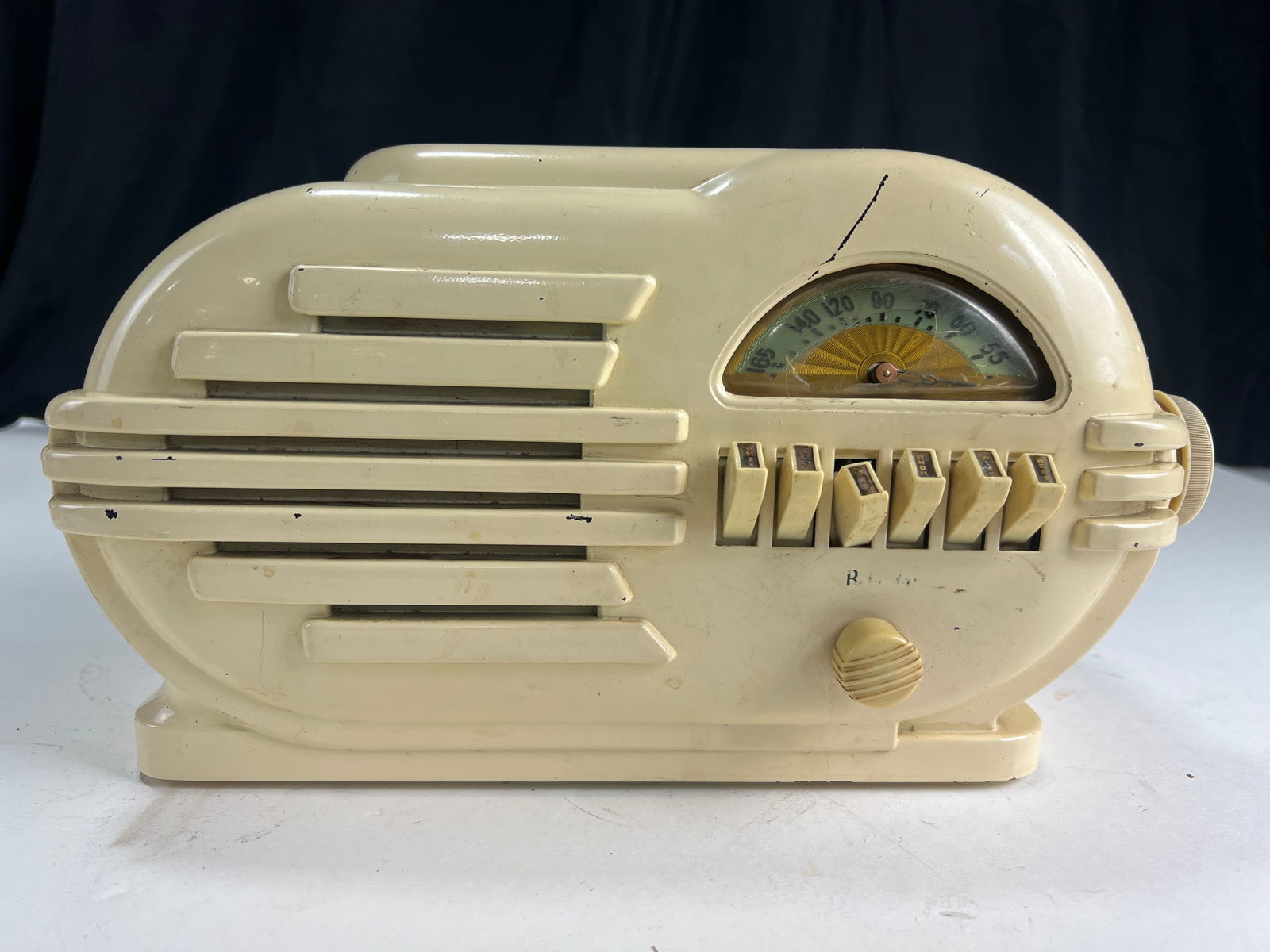 Belmont 6D111 Art Deco Bakelite Radio, elusive classic design, ivory/cream, untested (1 of 8)