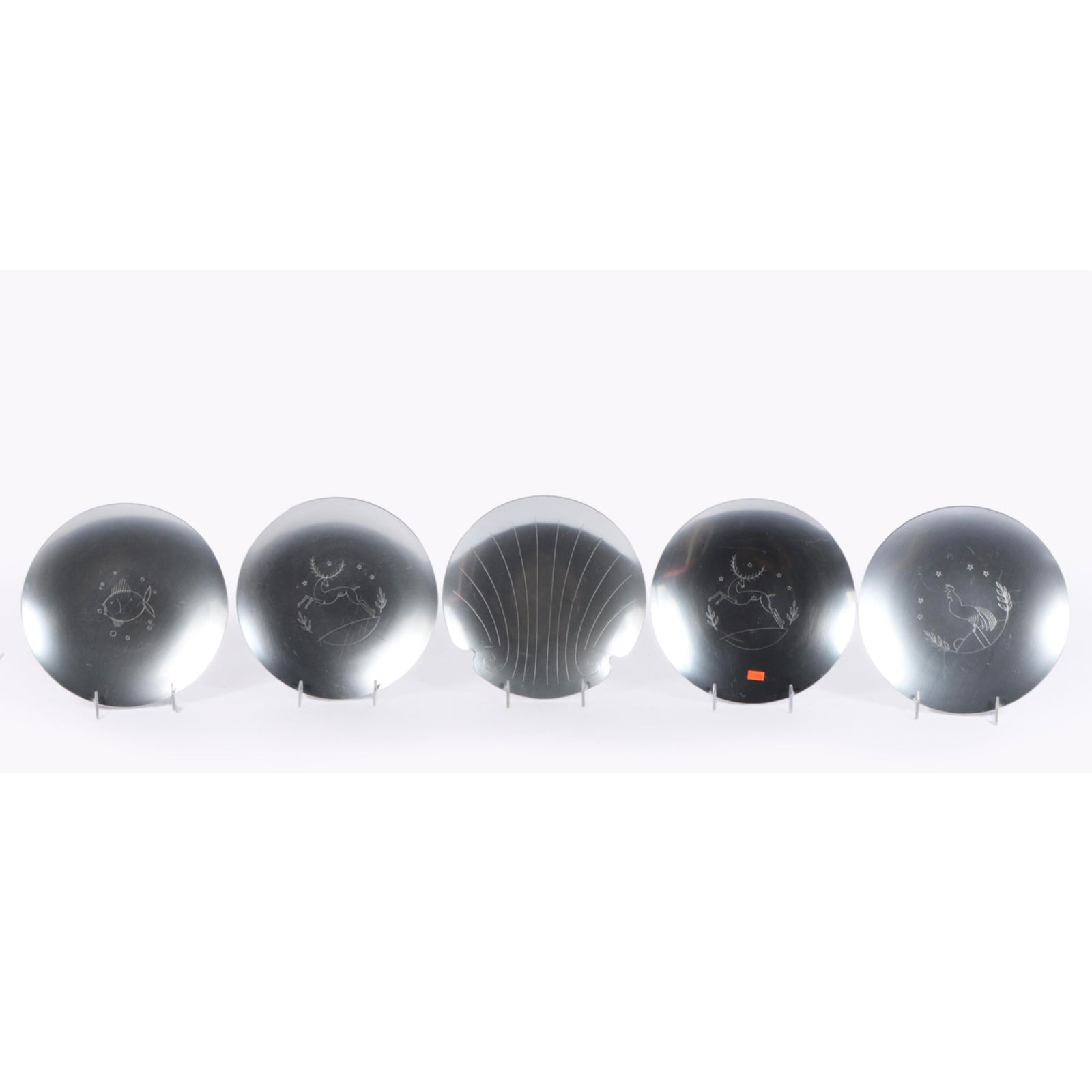 Kensington Lurelle Guild 4 Aluminum Plates and Canap? Plate 10" Diam.: Kensington Lurelle Guild 4 Aluminum Plates and Canap? Plate Four #7320 10" Dia. Canape Plates (retail price $3.75); #7331 Shell Canape 10" Plate. Provenance: Charles Alexander, Indianapolis, IN 10" Di