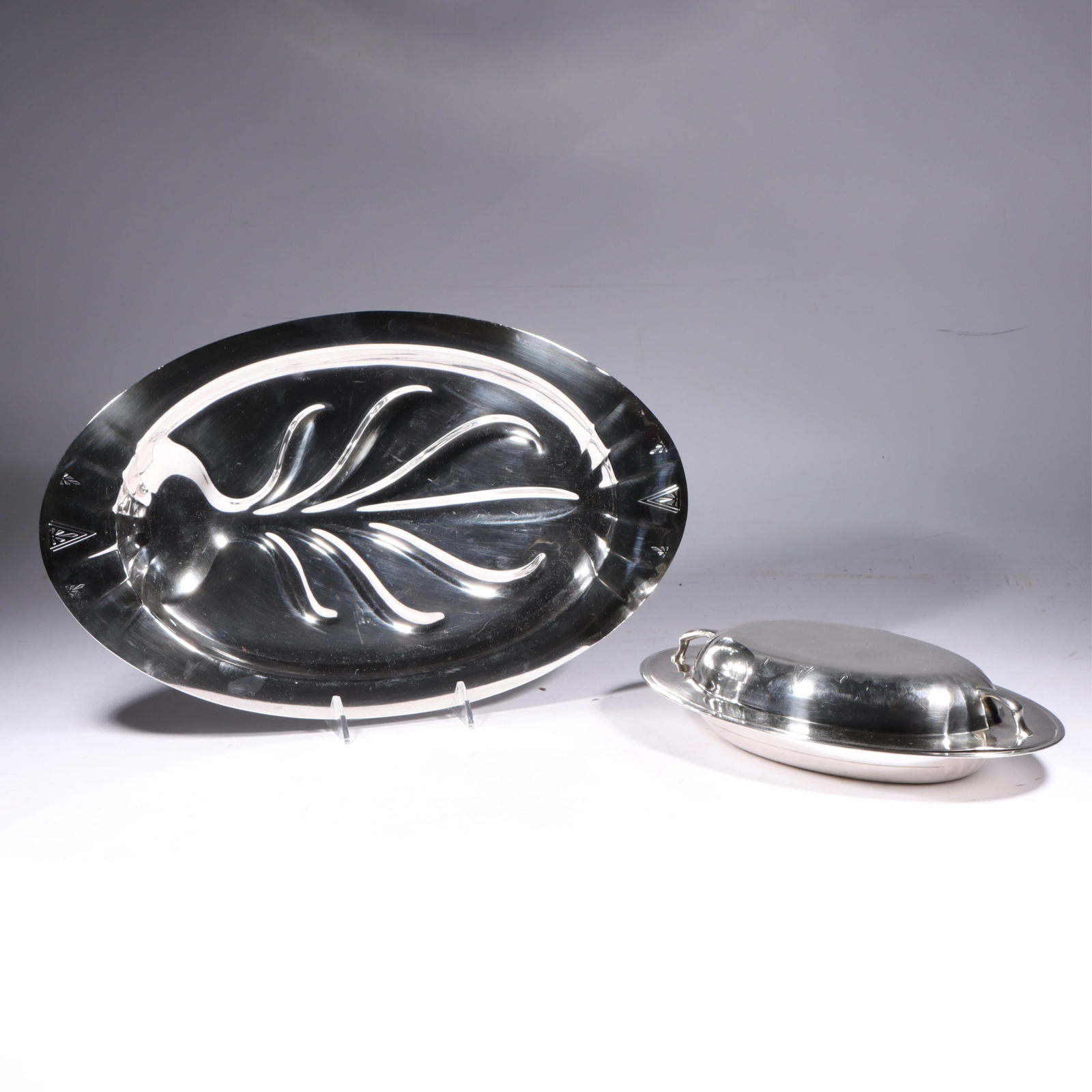 Art Deco Silver Plated Deauville Platter & Covered Casserole-Matches silver plated flatware set 1 (1 of 12)