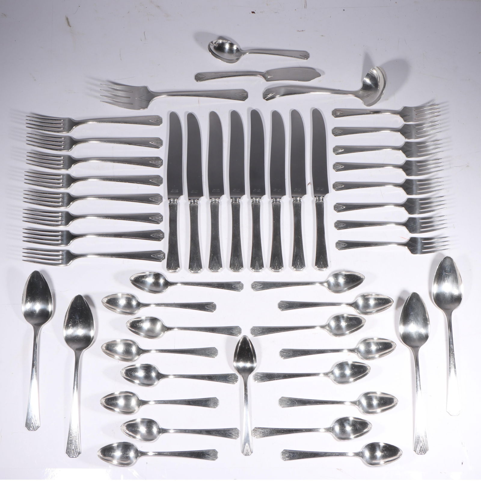 Art Deco Set of Silver Plated Flatware ?Deauville? service for Eight Case 3 1/2"H x 15 1/2"W (1 of 10)