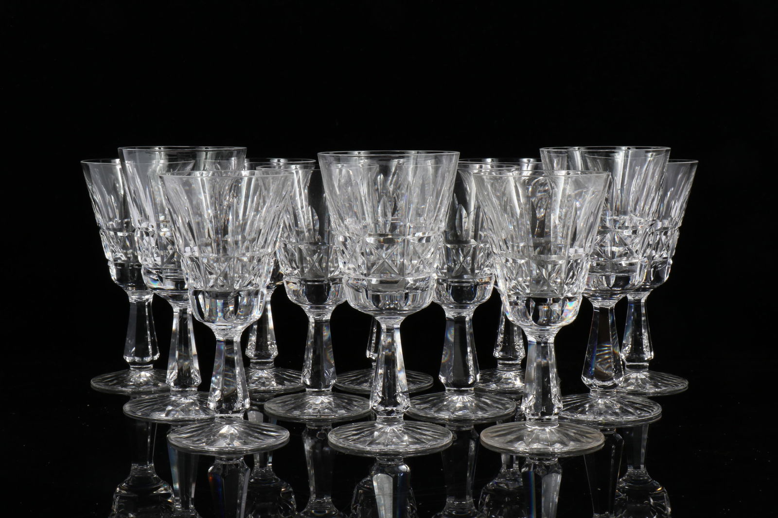 Waterford Crystal Kylemore claret wine glasses, 12pc set 6? H X 3? D (bigger glass); 5 1/2? H X 2: Waterford Crystal Kylemore claret wine glasses, 12pc set 6? H X 3? D (bigger glass); 5 1/2? H X 2 3/4? D (smaller glass)