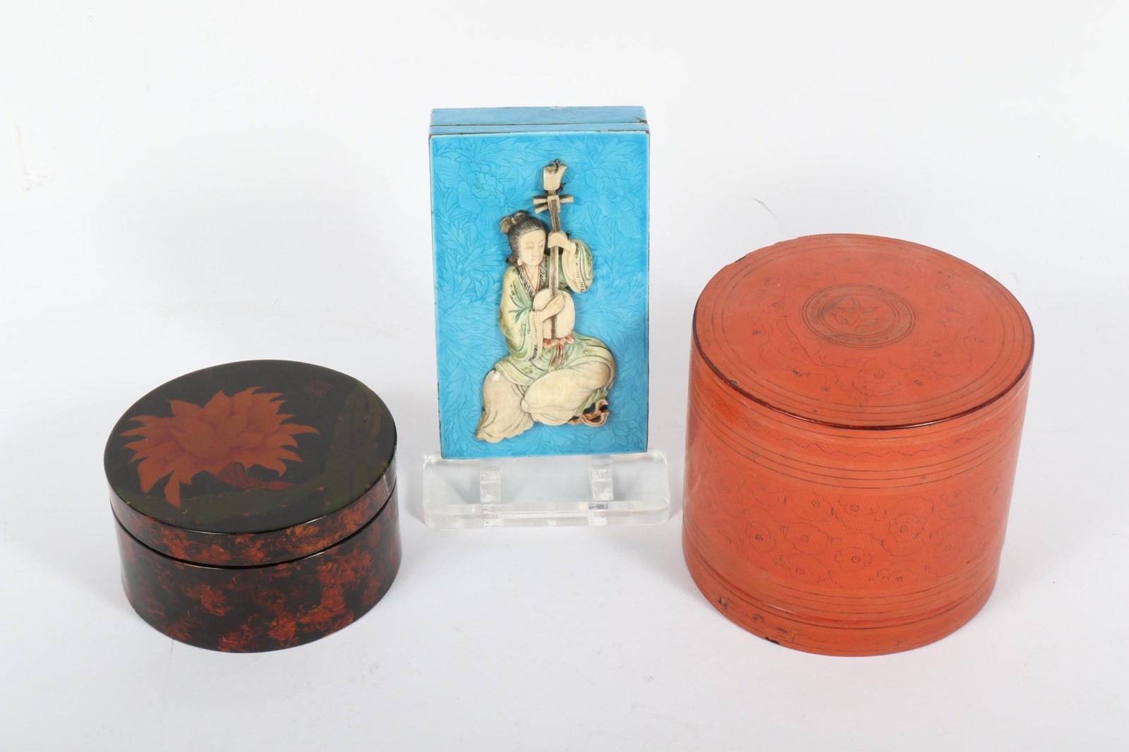 Asian decorative objects 2pc group: Japanese lacquer box with floral motif, Chinese blue enamel: Asian decorative objects 2pc group: Japanese lacquer box with floral motif, Chinese blue enamel trinket box with intricately carved woman playing a musical instrument, Thai Burmese red lacquer betel b