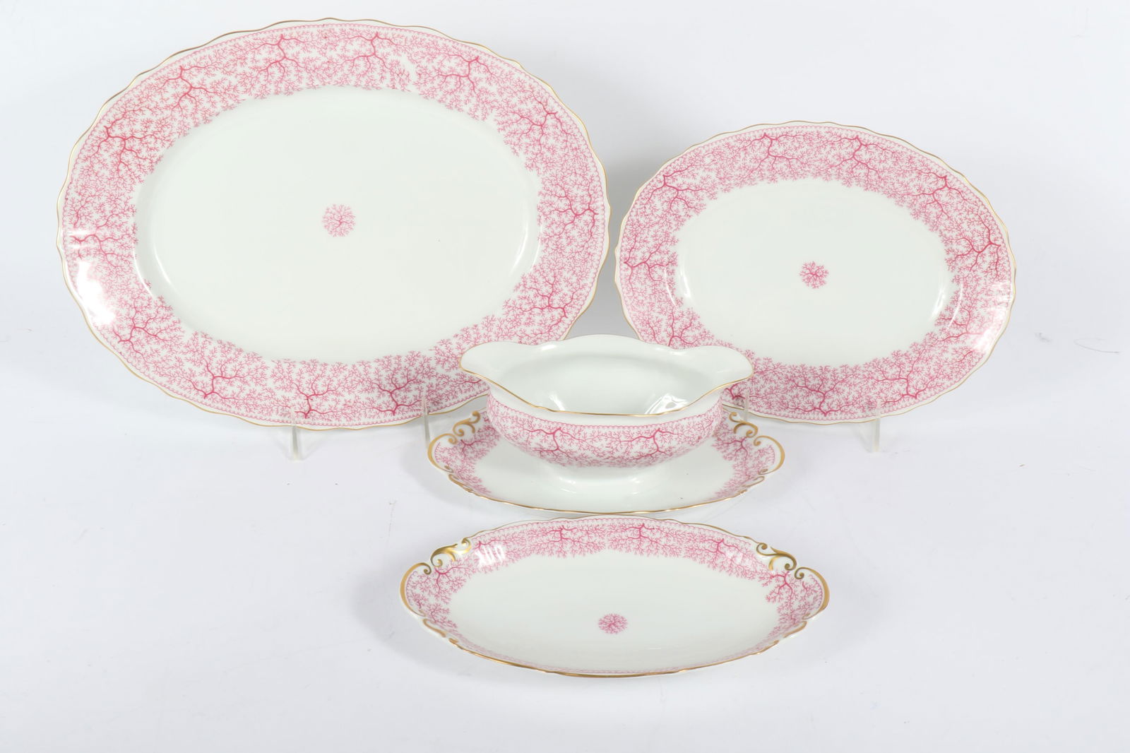 Furstenberg German Park Lane Pink scalloped porcelain serveware, 4pc: 2 serving platters, relish: Furstenberg German Park Lane Pink scalloped porcelain serveware, 4pc: 2 serving platters, relish dish, gravy boat with attached under plate 15 1/4? W X 11 1/2? H (largest)