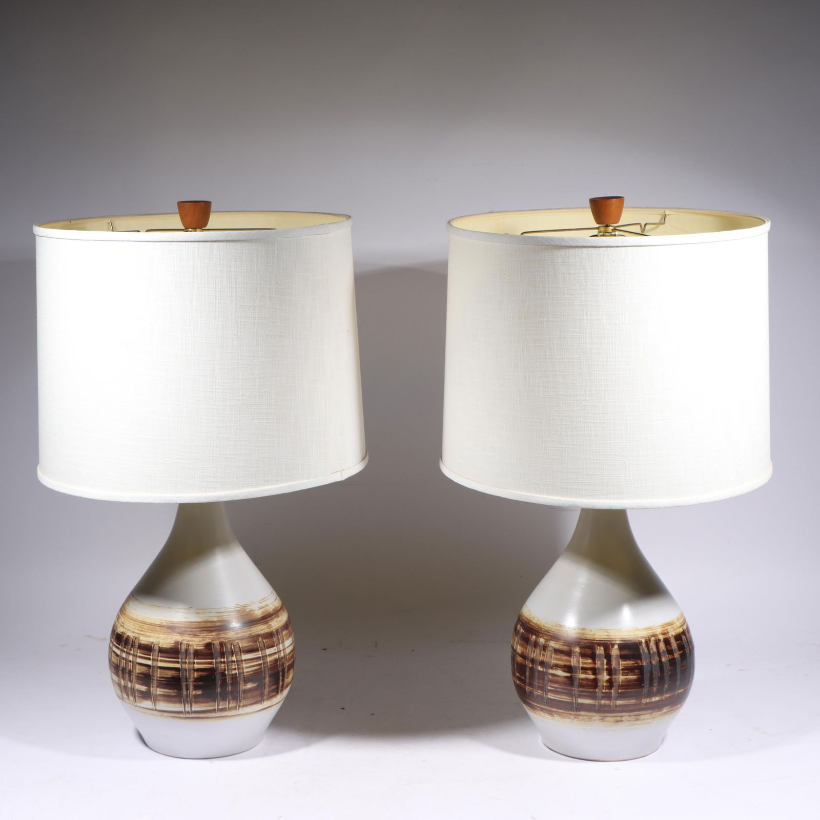 Pair LARGE Gordon and Jane Martz Marshall Studios art pottery table lamps 28"H x 9"Diam. (one w/out (1 of 9)