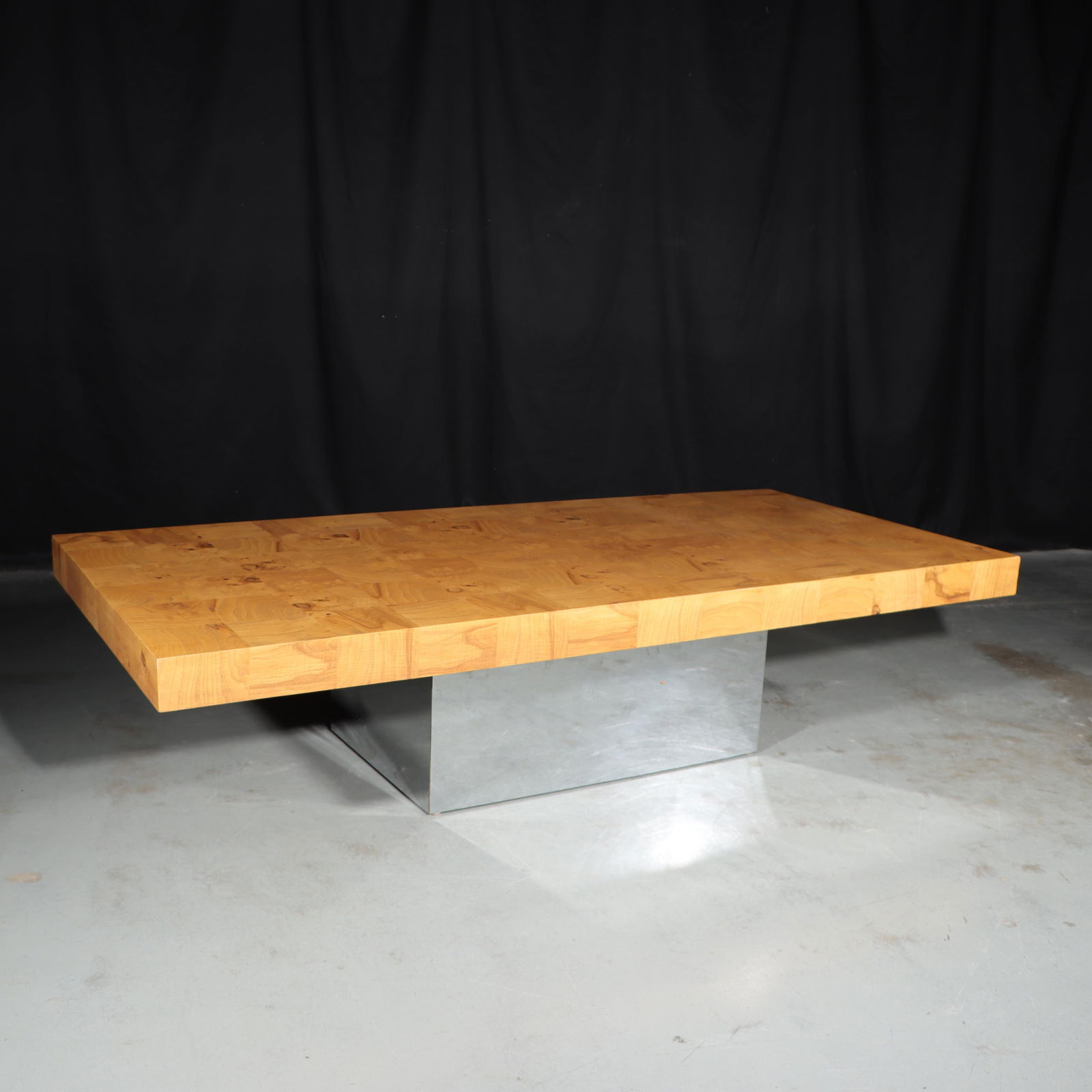 Mid Century Modern MCM Milo Baughman for Thayer Coggin burl wood & chrome console coffee table 15?H: Mid Century Modern MCM Milo Baughman for Thayer Coggin burl wood & chrome console coffee table Light scratching to the tabletop's clearcoat finish 15?H x 65?W x 30?D