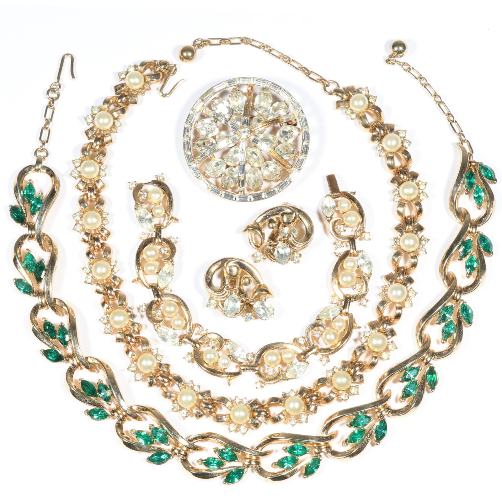 Crown Trifari Retro jewelry group including pair of necklaces, bracelet, brooch, and earrings. 7 (1 of 20)