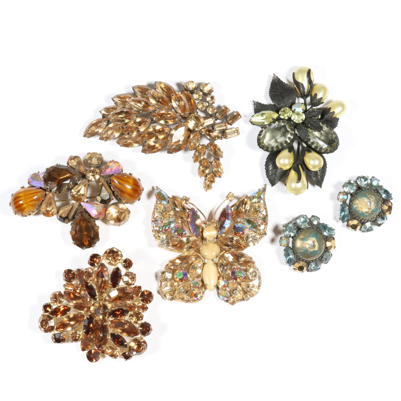 Regency rhinestone crystal, art glass, and faux pearl jewelry group including brooches and earrings.: Regency rhinestone crystal, art glass, and faux pearl jewelry group including brooches and earrings. 2 3/8"H x 2 1/8"W (butterfly)