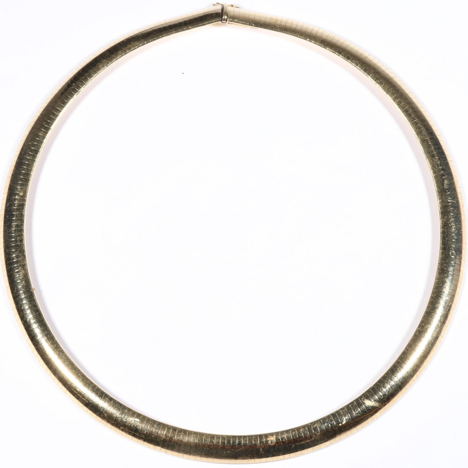 Heavy 14K yellow gold serpentine chain necklace. 17 1/2"L x 9.7mm W (1 of 11)