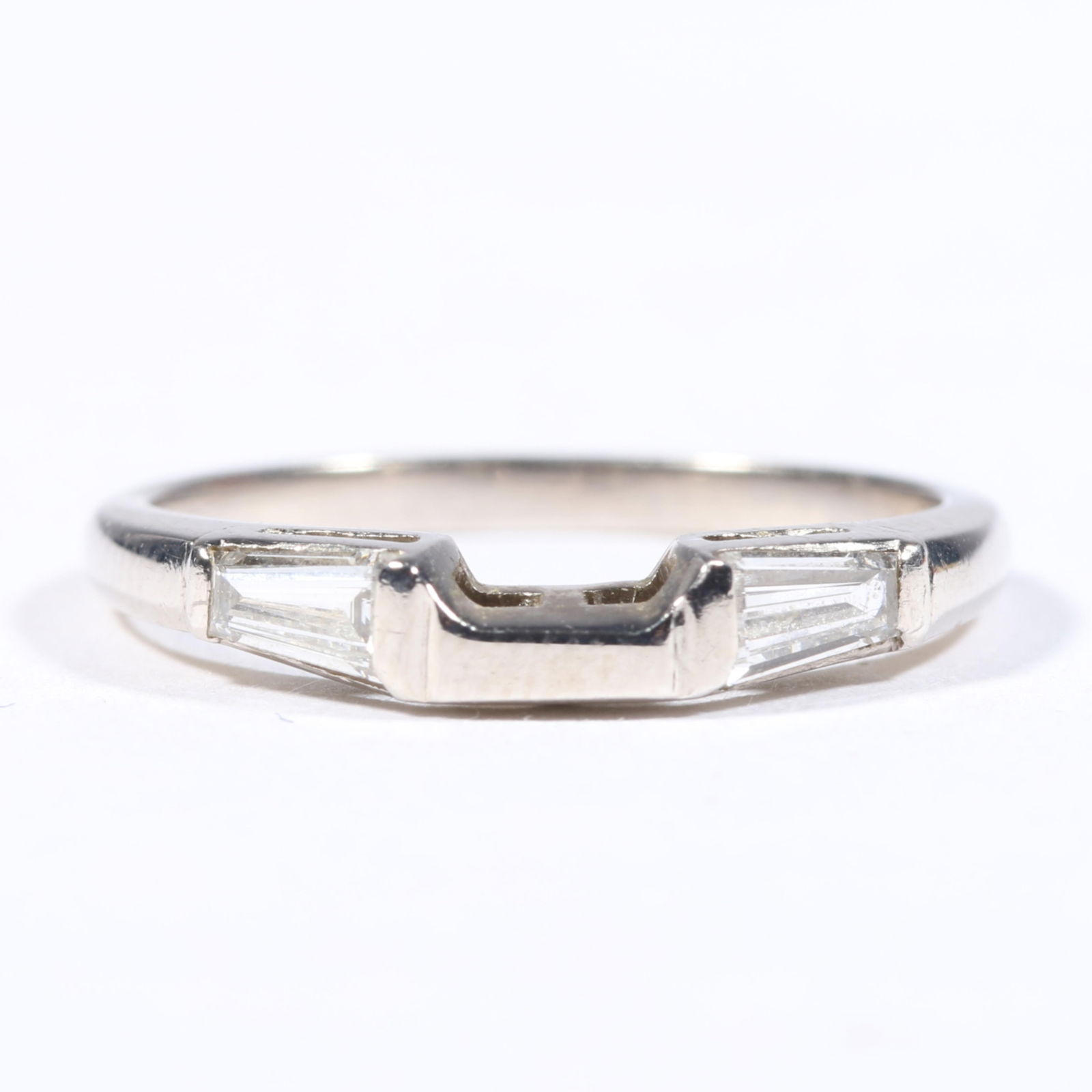 Platinum and diamond nesting band ring. Ring size 5 1/4 (1 of 8)