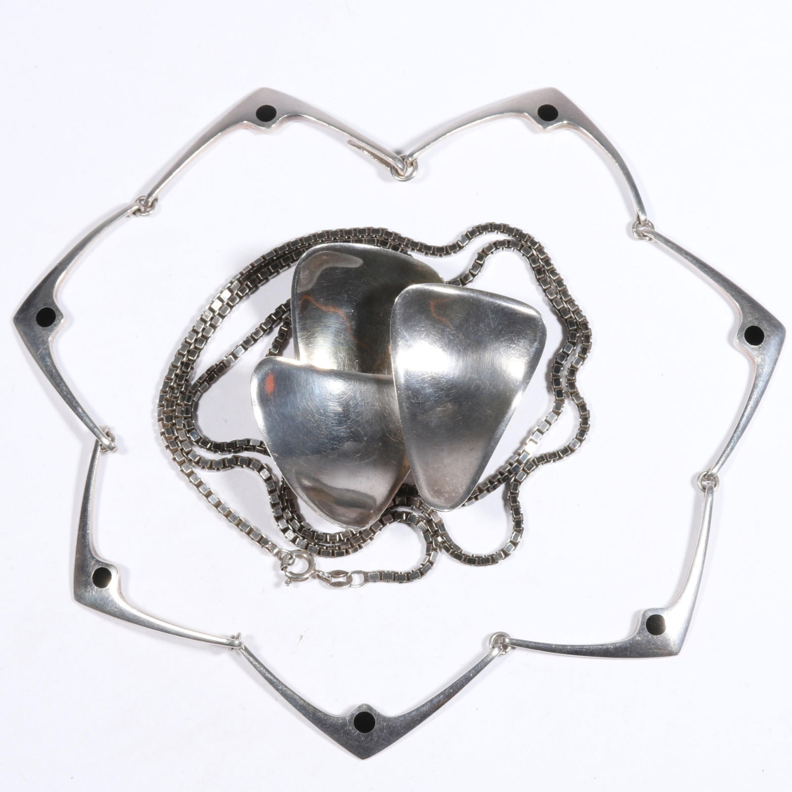 Pair of Danish Modernist necklaces: Hans Hansen sterling silver and enamel necklace and Jens Aagaard (1 of 14)