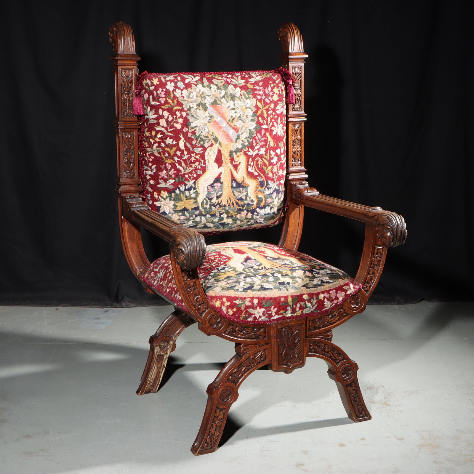Italian Renaissance / Gothic Revival carved oak curule throne chair with lion and unicorn tapestry (1 of 16)