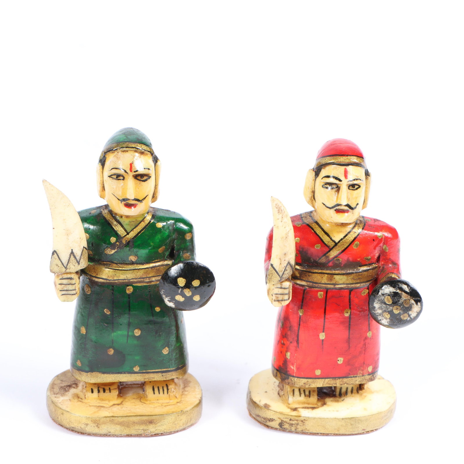 Indian camel bone chess set, carved and painted 32 piece set depicting two Rajasthani armies in - 8