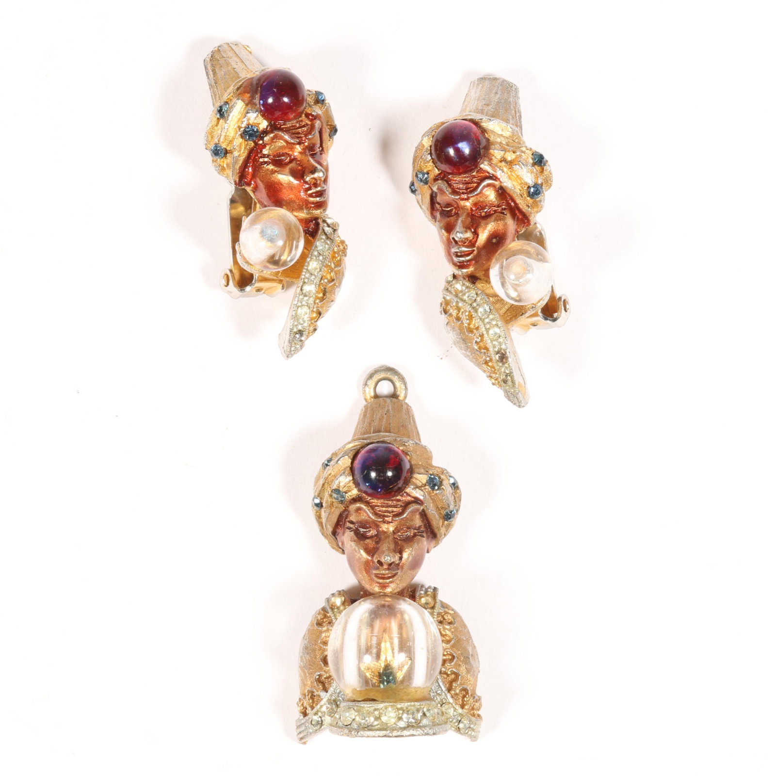 HAR vintage fortune teller pendant and earrings with plastic "crystal" ball and dragon glass (1 of 9)