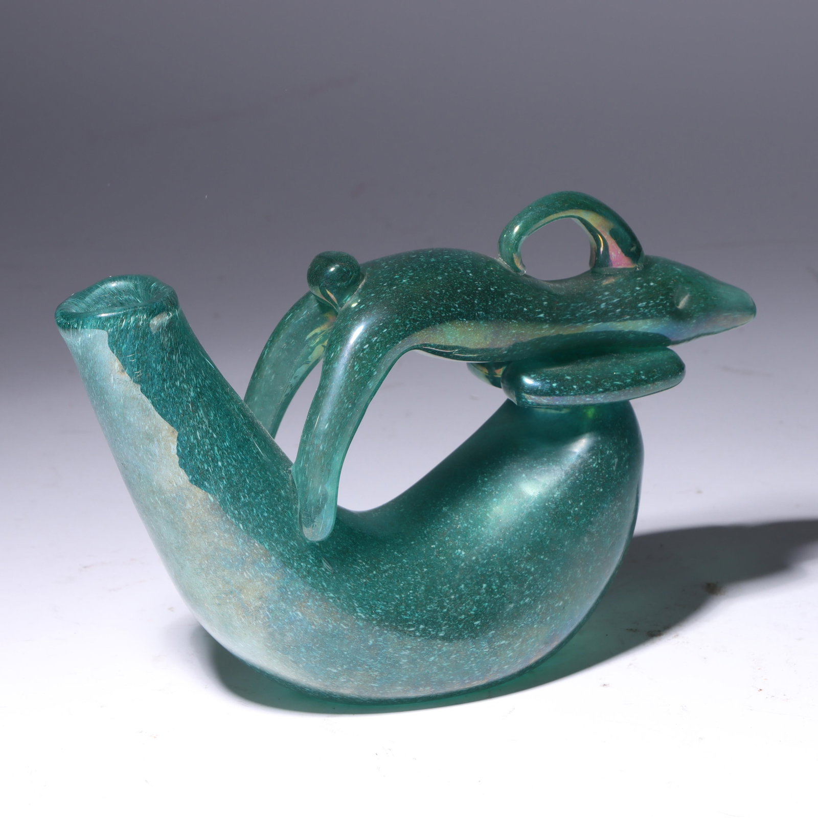 Ercole Barovier for Barovier and Toso Eugenio Murano Iridato art glass animal on a spouted form 5: Ercole Barovier for Barovier and Toso Eugenio Murano Iridato art glass animal on a spouted form internally decorated with a dense layer of green and white powders with an iridato surface. Paper label 