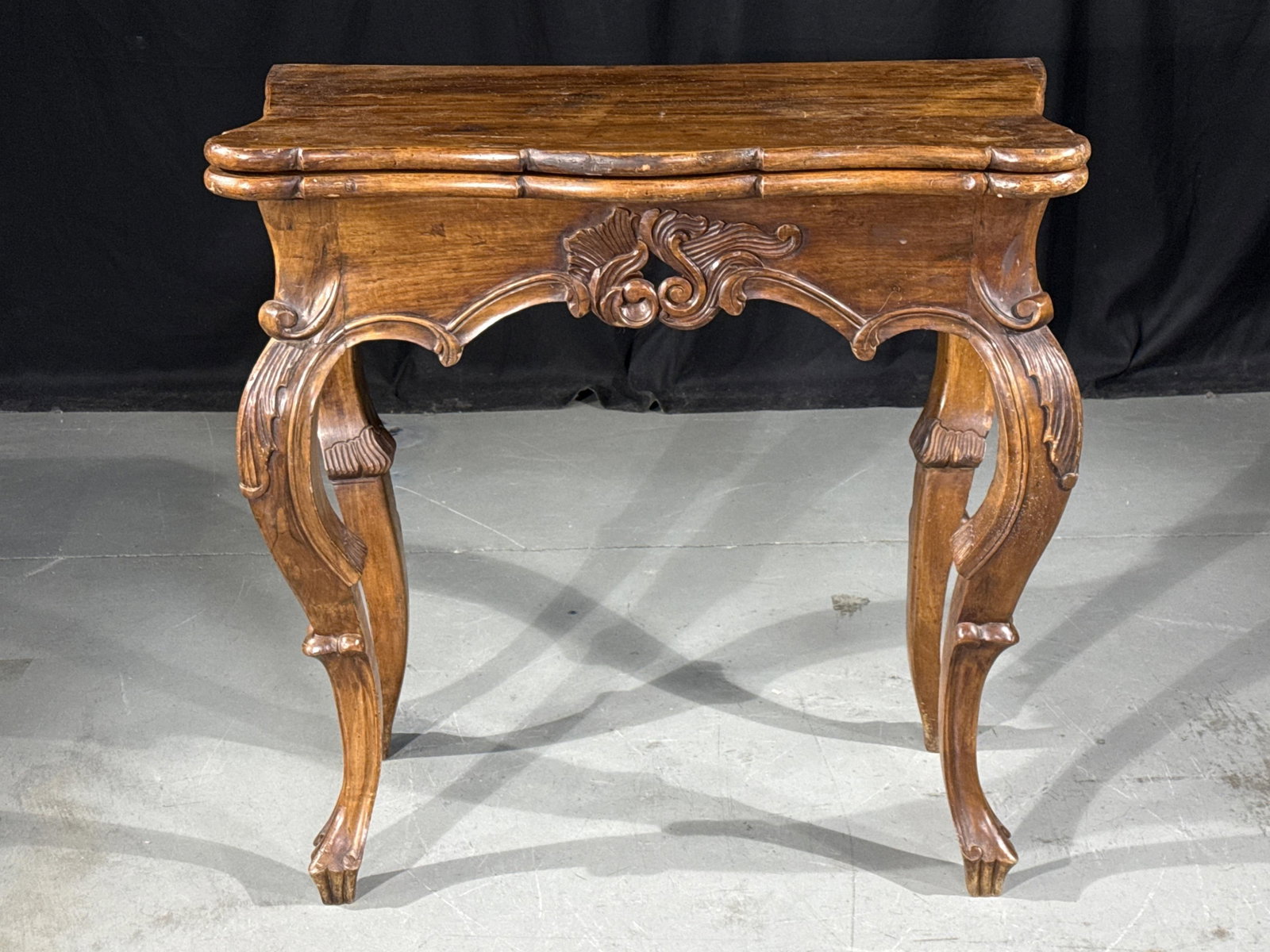 Italian Baroque revival flip top game table. 30 3/4? H (table open) x 30 1/4? W (base) x 16? D (1 of 10)