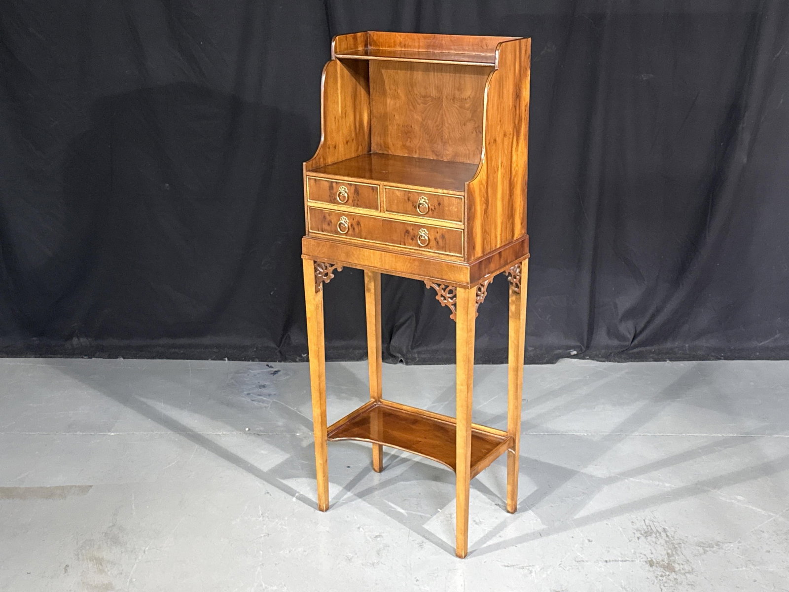 Baker Furniture diminutive 3-drawer entry writing table stand with 3 drawers, shelf, fretwork (1 of 10)