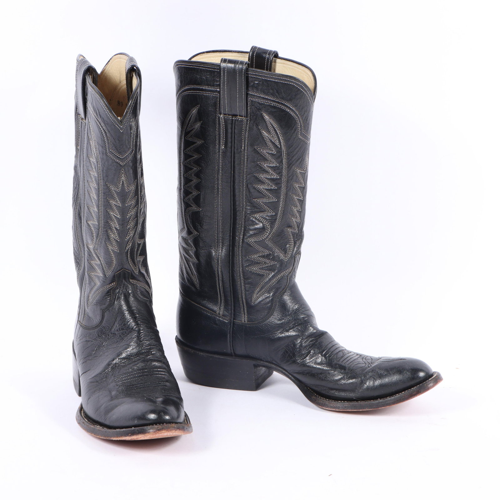 Men's vintage M. L. Leddy’s black leather Western cowboy boots with decorative stitching, 13"H (1 of 11)