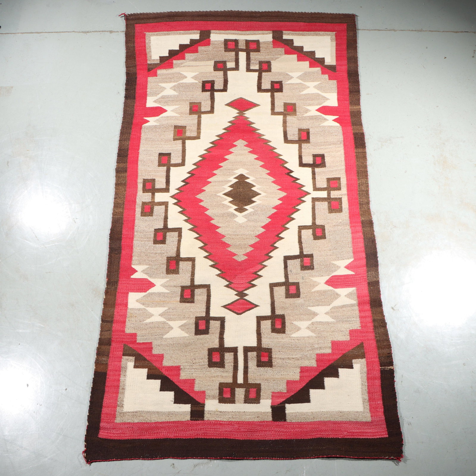 Navajo Native American Ganado / Klagetoh wool blanket / rug weaving. (1 of 15)