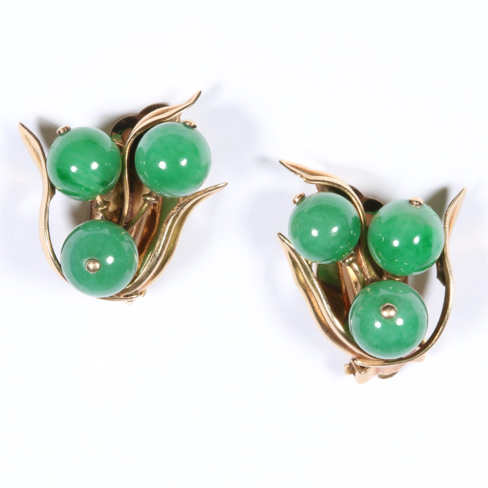 14K Yellow Gold Chinese Jadeite Jade Stylized Lily of the Valley Earrings 1"H x 7/8"W (1 of 8)