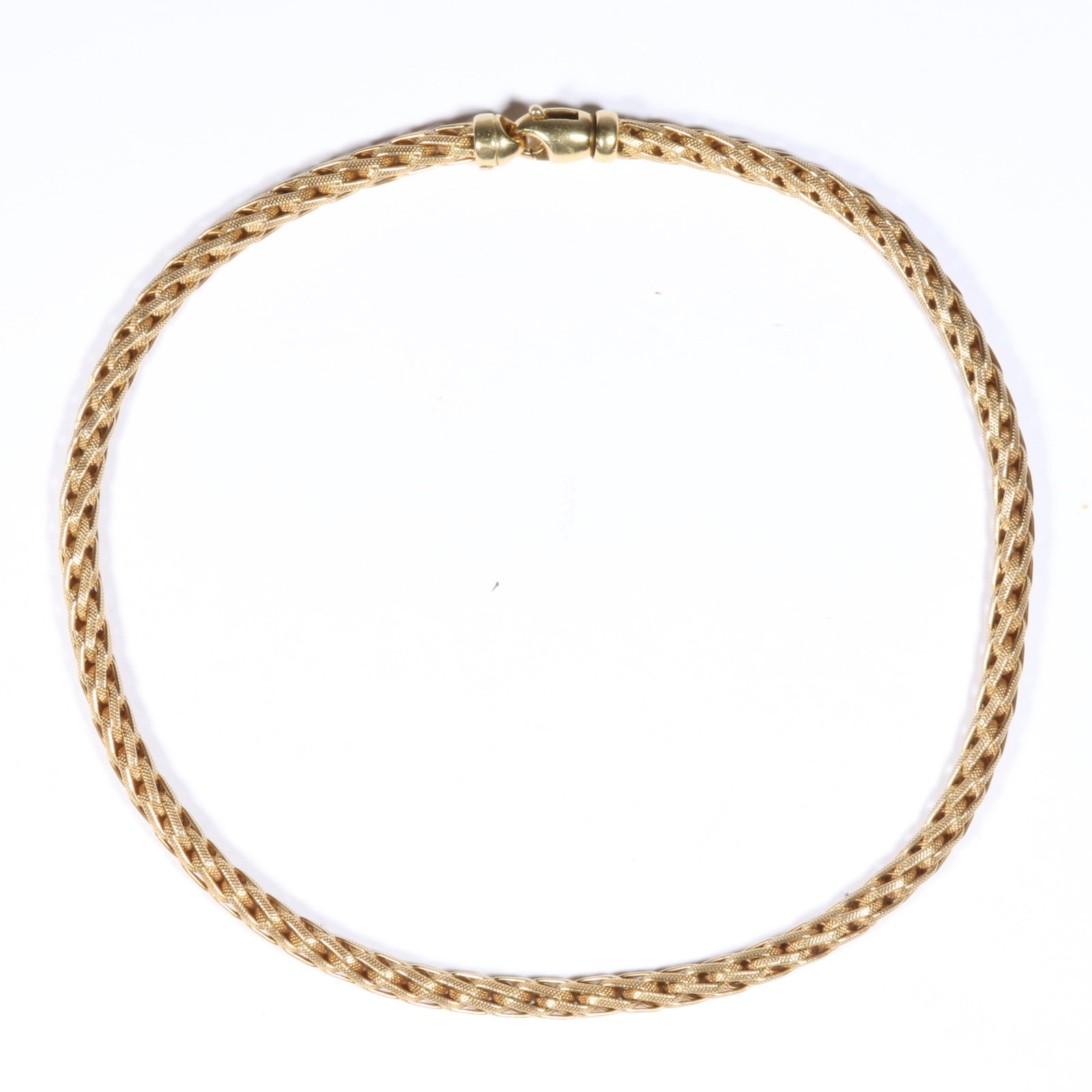 Heavy 18K Yellow Gold Woven Mesh and Textured Chain Necklace 16"L x 1/4"W: Heavy 18K Yellow Gold Woven Mesh and Textured Chain Necklace 40.76 dwt. The clasp is stamped "OWC" The purchase of gold requires confirmed funds. 16"L x 1/4"W