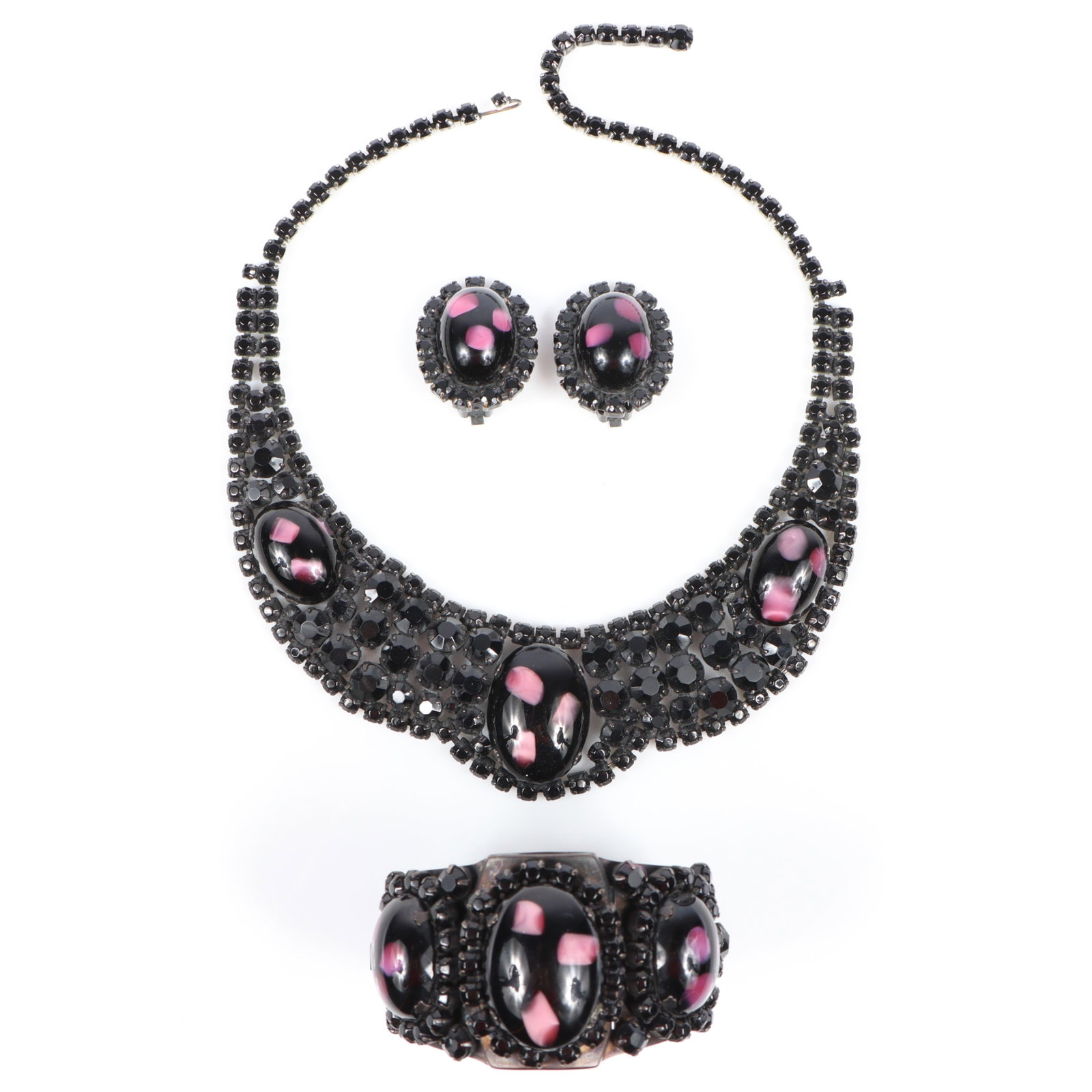 Alice Caviness parure: black collar necklace with pink speckled fancy glass cabochons and black (1 of 10)