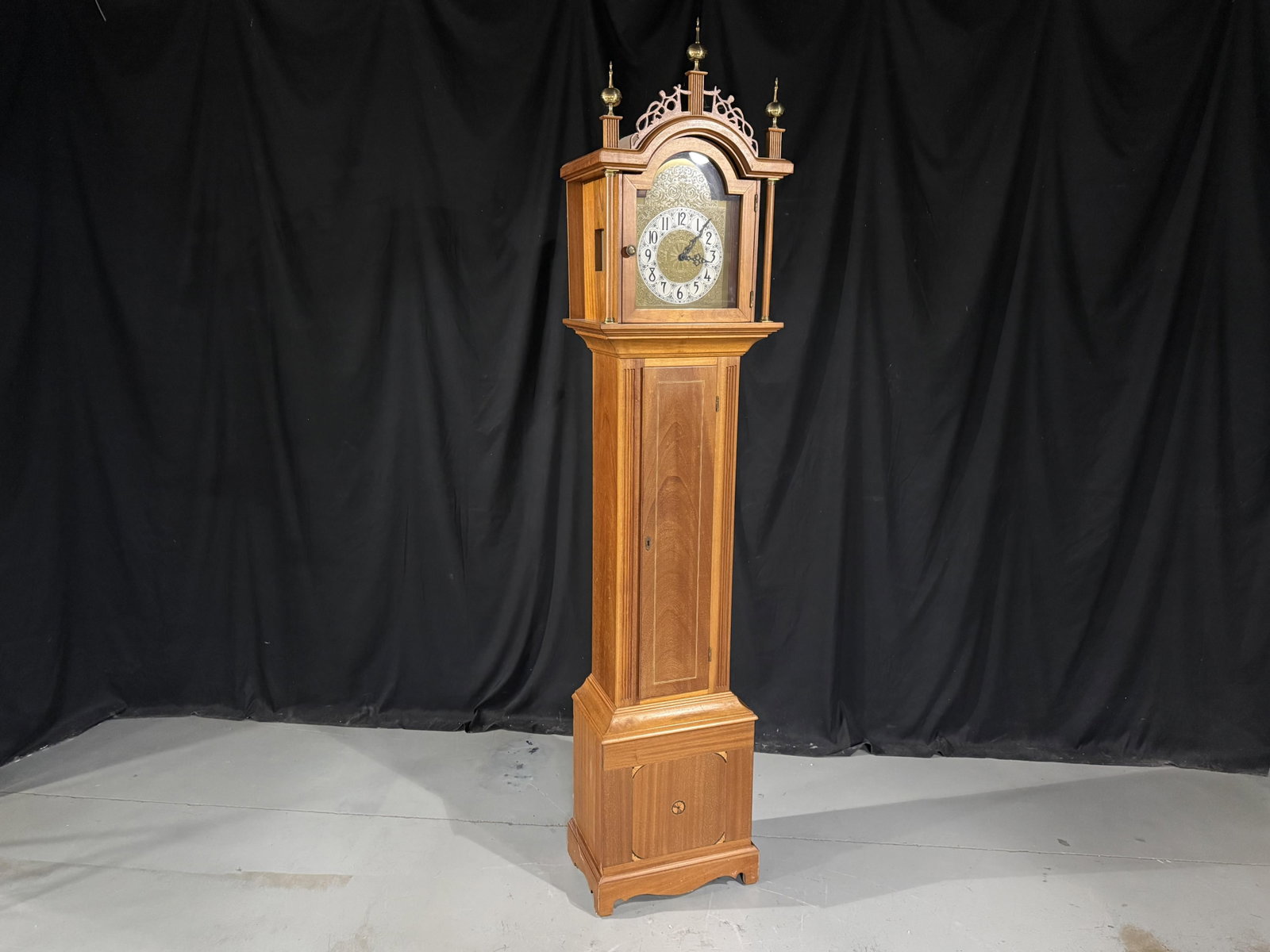 Limited edition Ridgeway tallcase grandfather clock, 1978. 91"H x19 3/4"W x 13"D (1 of 14)