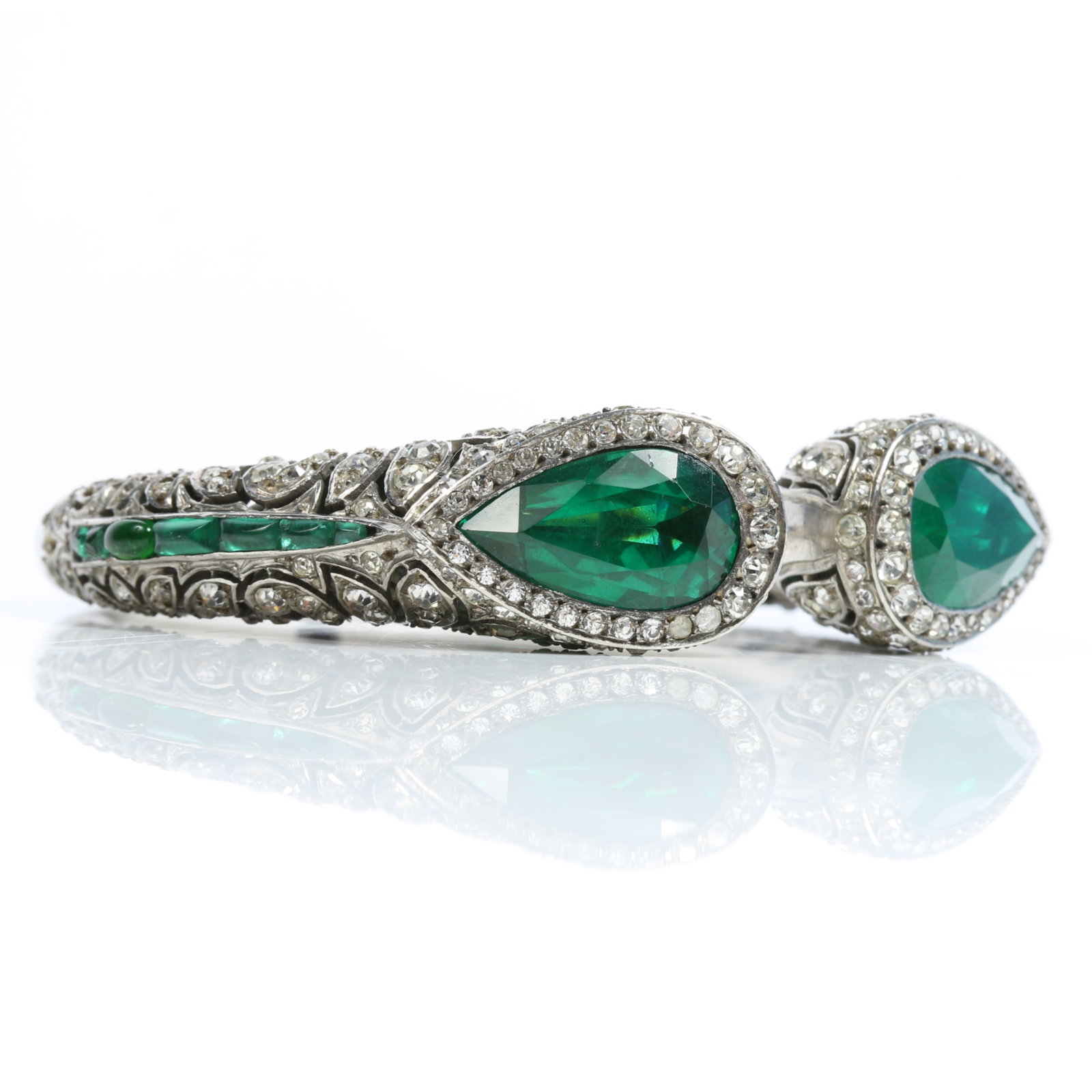 Fabulous 1920s French Art Deco "traveling jewelry" made in the style of Cartier featuring openwork: Fabulous 1920s French Art Deco "traveling jewelry" made in the style of Cartier featuring openwork silver plumes with French paste stones imitating diamonds and large lightly swirled Gripoix glass pea