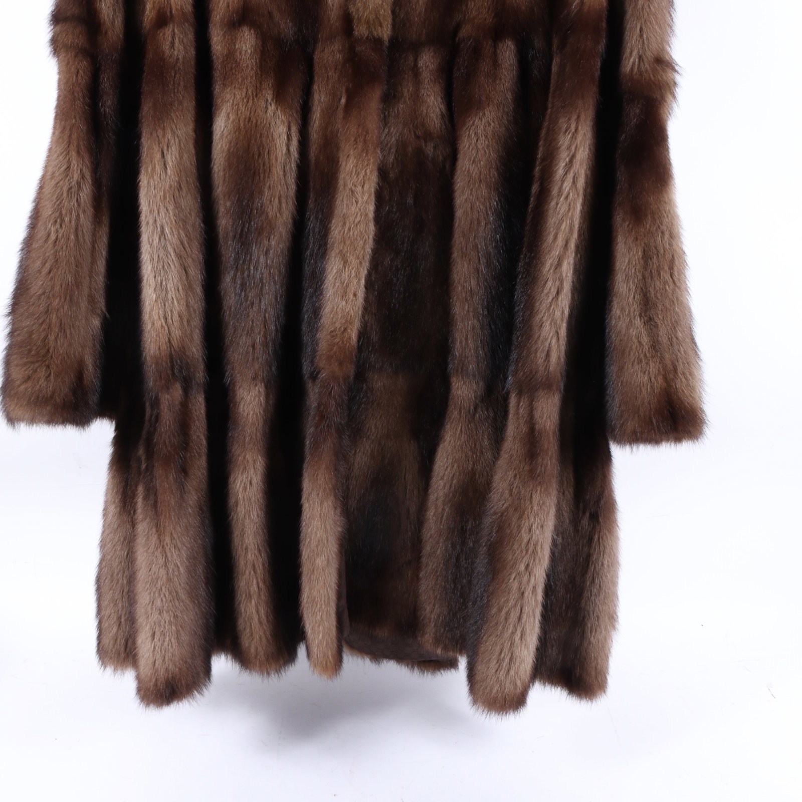NH Rosenthal Russian sable fur swing coat with bell sleeves and a hood, along with a mink fur hat 25 - 9