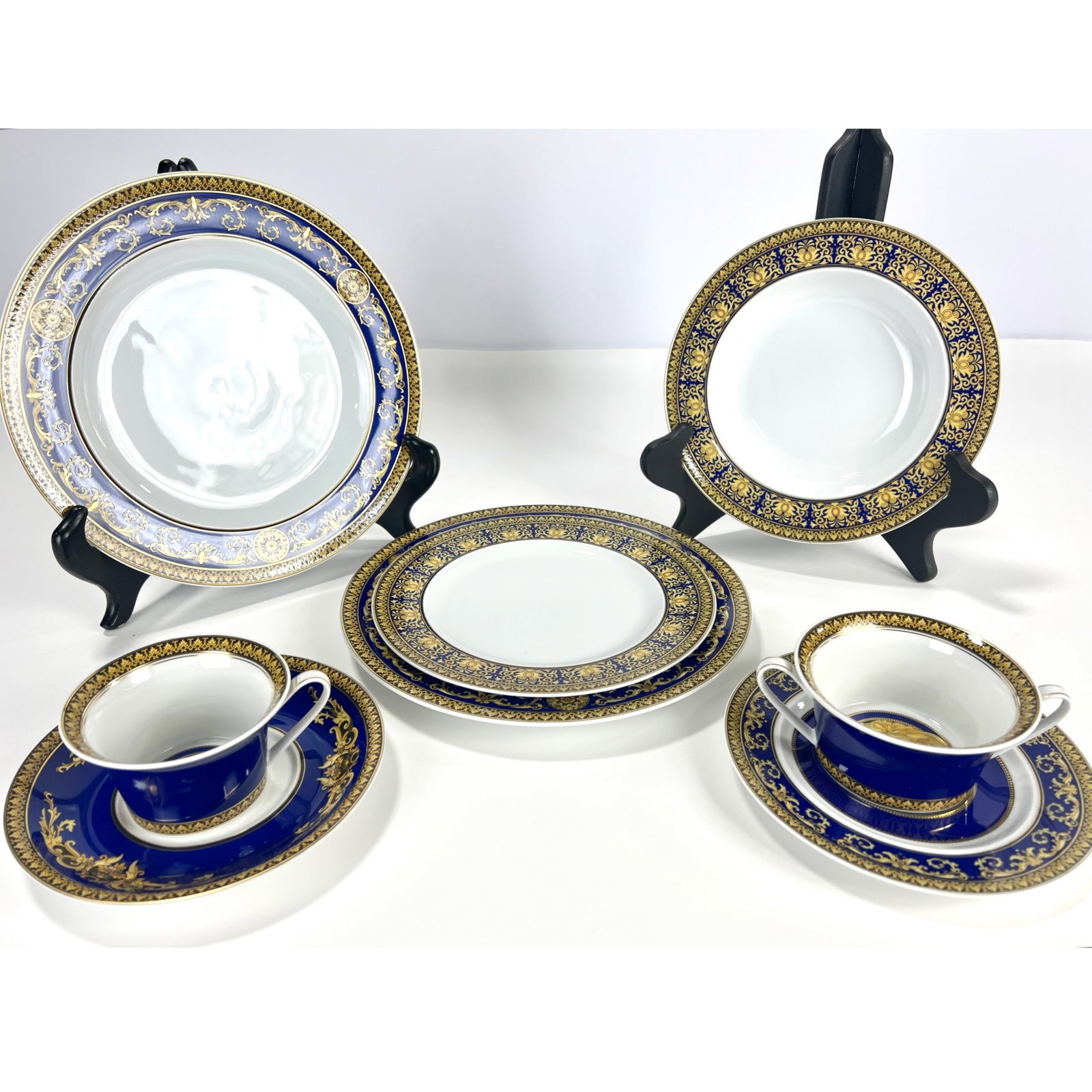 Versace by Rosenthal Medusa Blue China Lot - Plates, Soup Bowls, Cups & Saucers, 8pc. 10 3/4? x 1? (1 of 11)